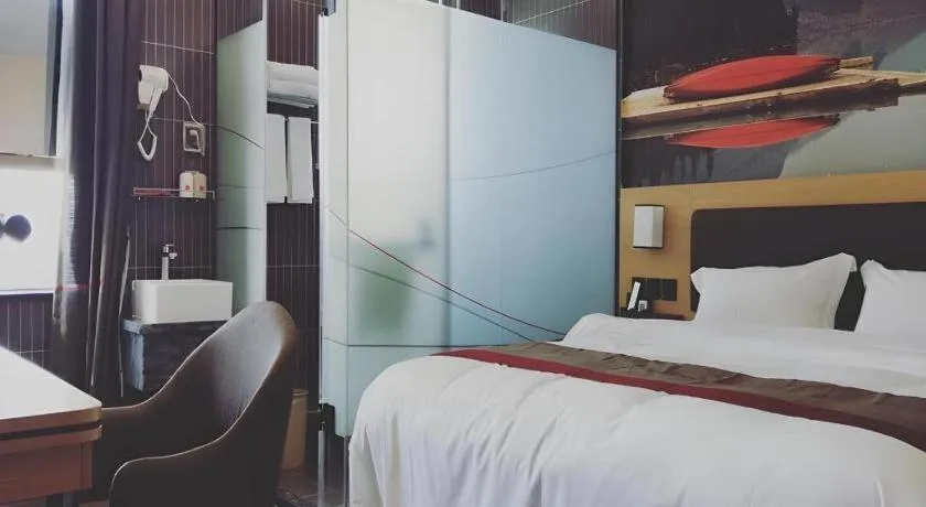 Bed in Chengke Hotel Guangdong Zhaoqing Sihui District Huilin Road