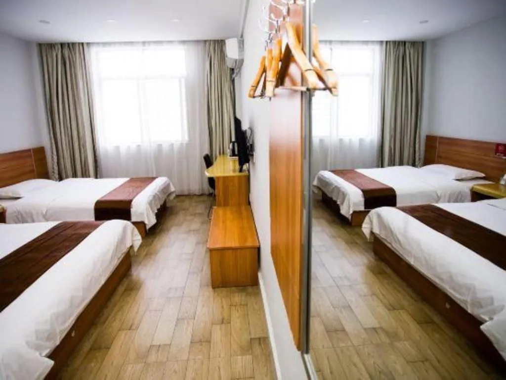 Bed in Thank Inn Hotel Hainan Sanya Sanya Bay Seascape Branch