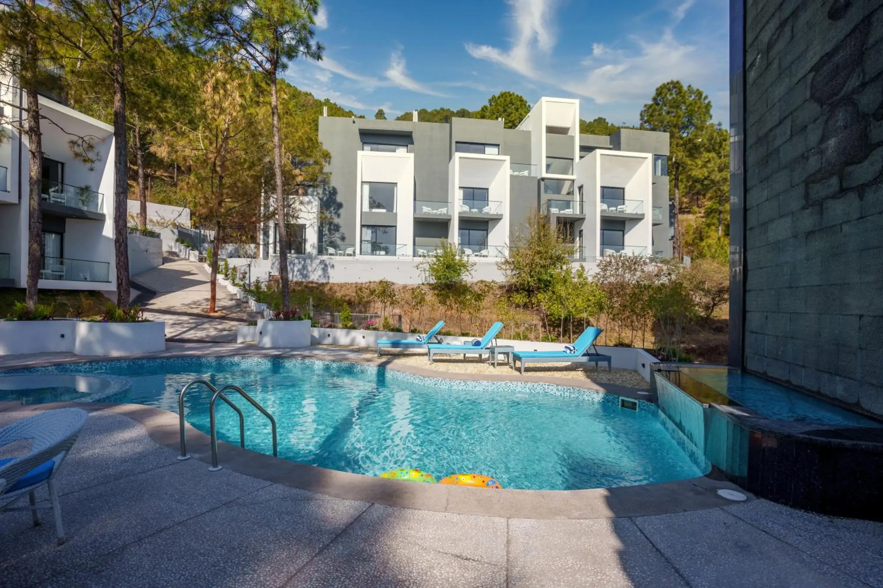 Swimming pool in Velmore Kasauli Operated by Royal Orchid Hotel Ltd. Swimming pool in Velmore Kasauli Operated by Royal Orchid Hotel Ltd.