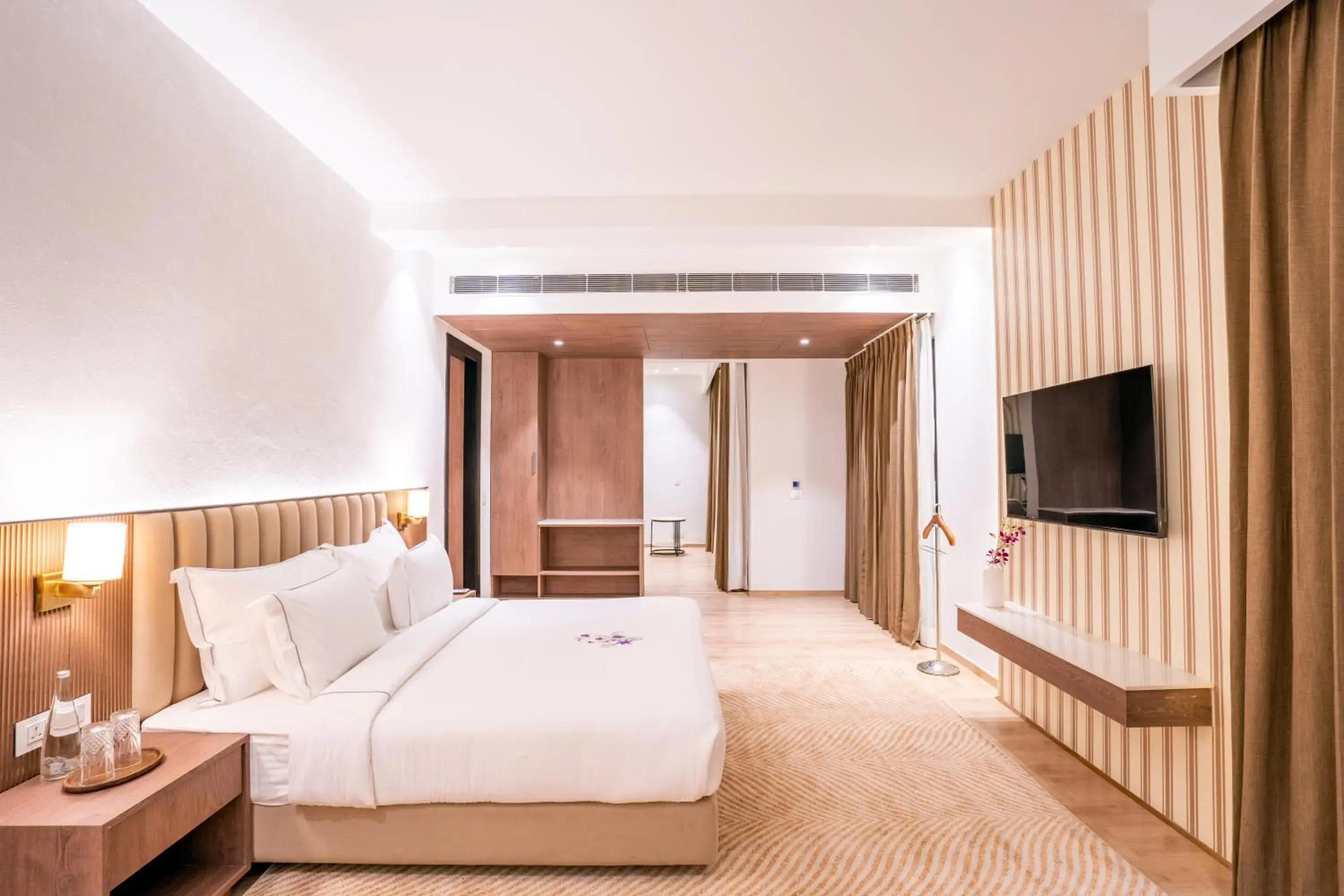 Bed in Velmore Kasauli Operated by Royal Orchid Hotel Ltd. Bed in Velmore Kasauli Operated by Royal Orchid Hotel Ltd.