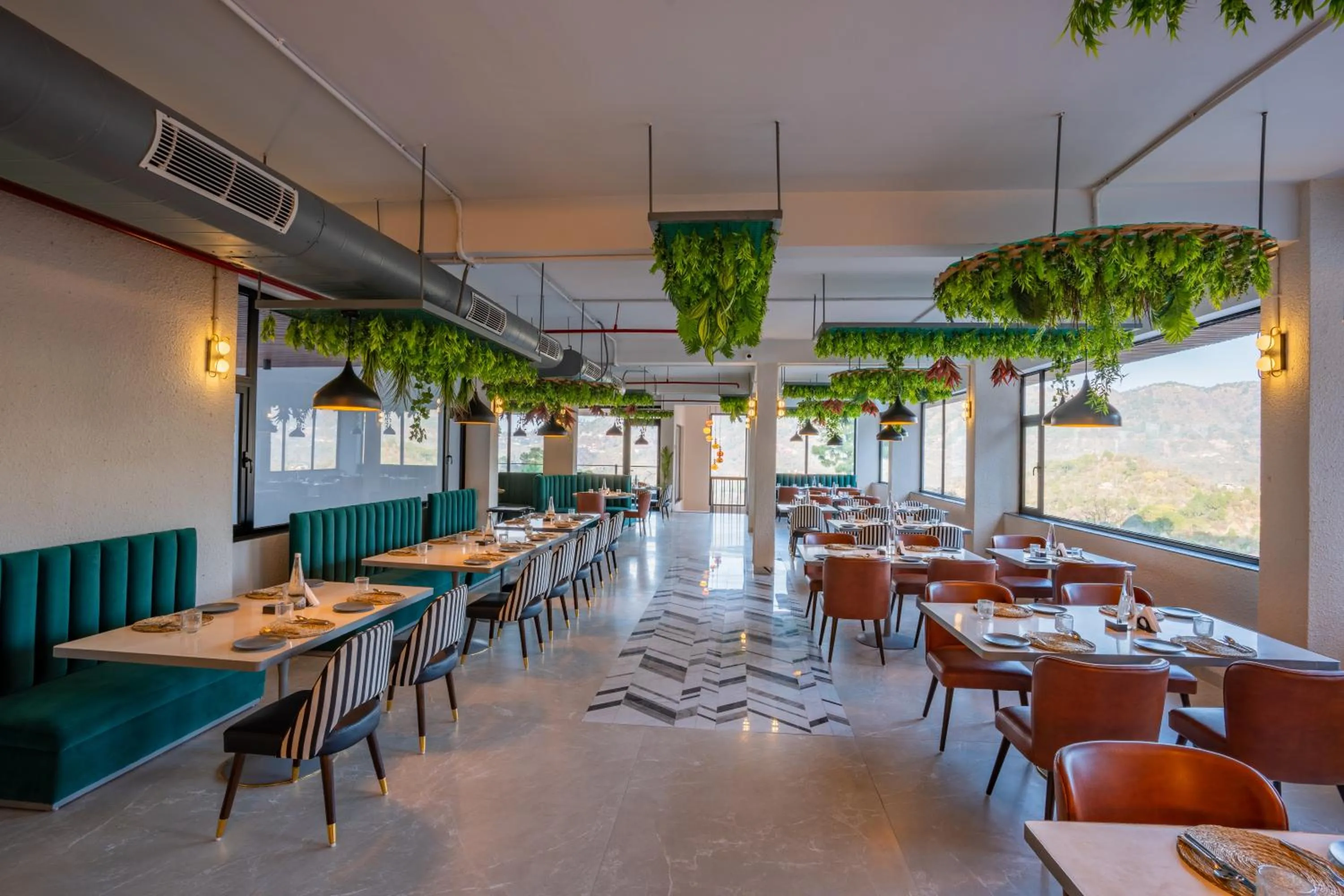 Restaurant/places to eat in Velmore Kasauli Operated by Royal Orchid Hotel Ltd.