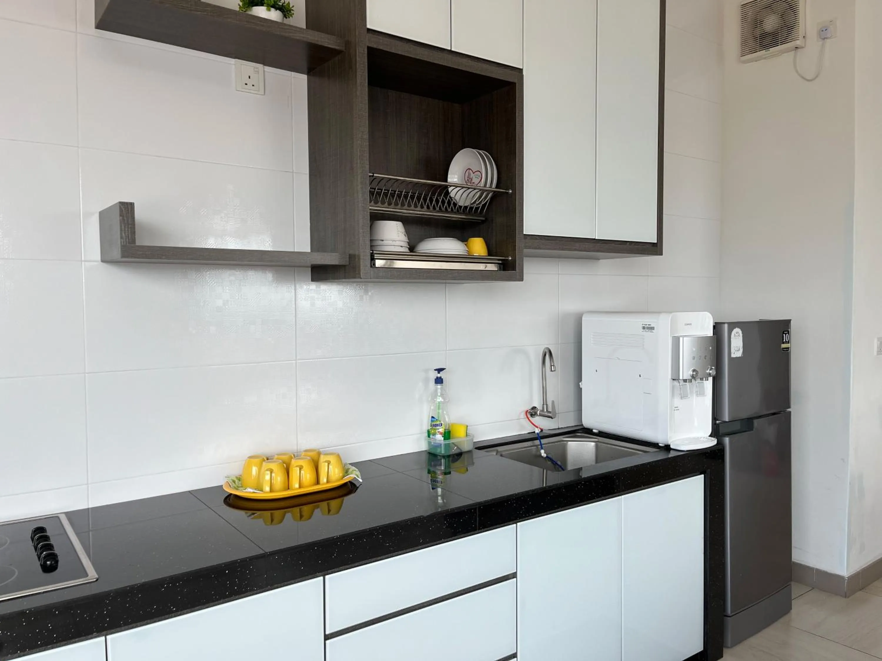 Kitchen or kitchenette in The Octagon Suites at Ipoh City Centre, 6 pax