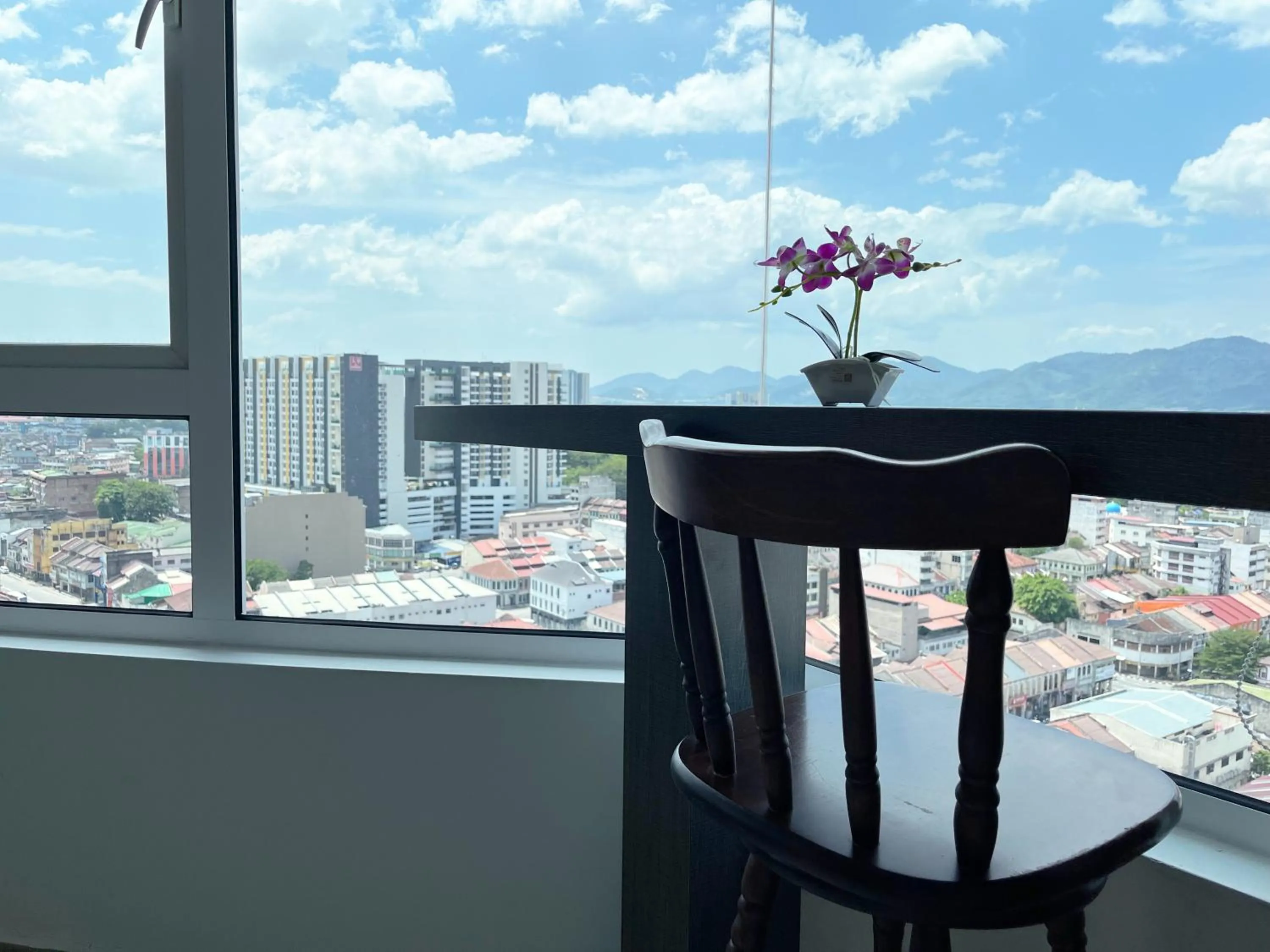 Day in The Octagon Suites at Ipoh City Centre, 6 pax