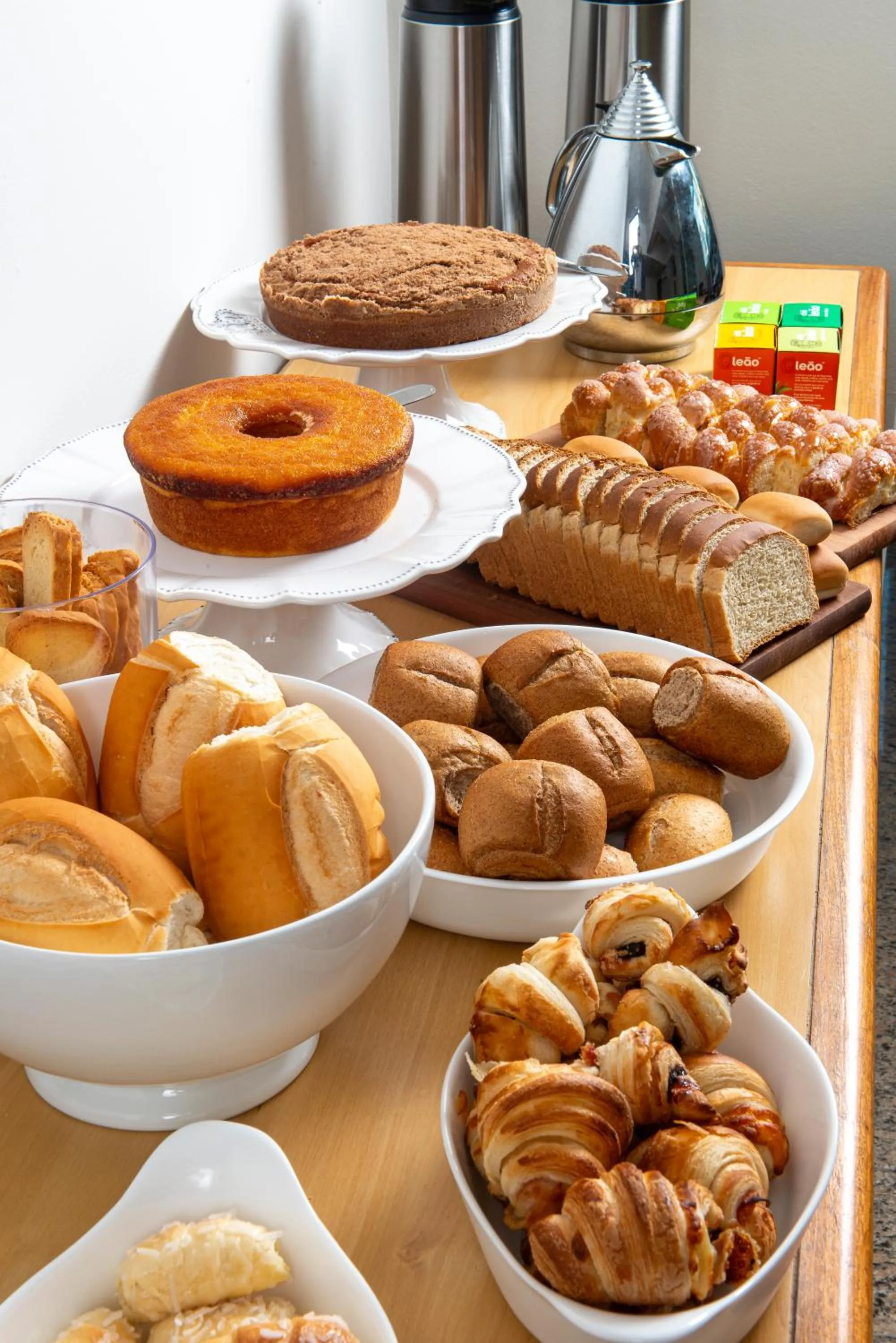 Food in Lym Flat Hotel