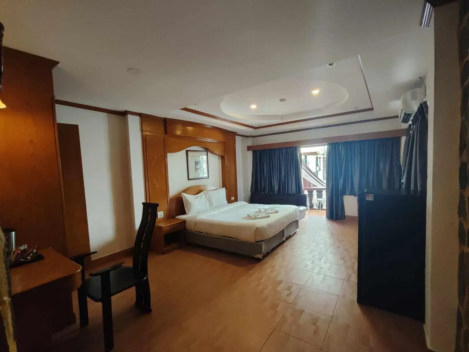 Bed in Rock Shore Patong Bed in Rock Shore Patong