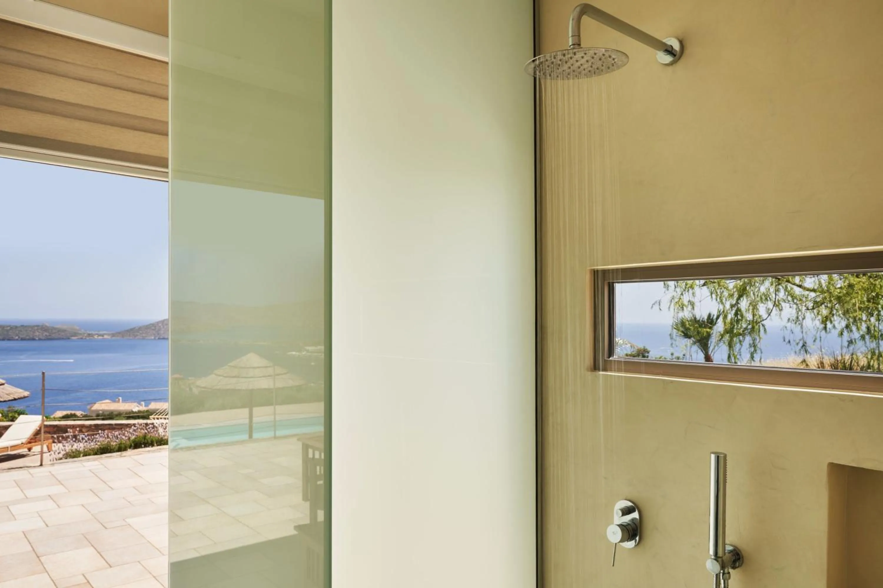 Bathroom in Elounda White Pearl Villa
