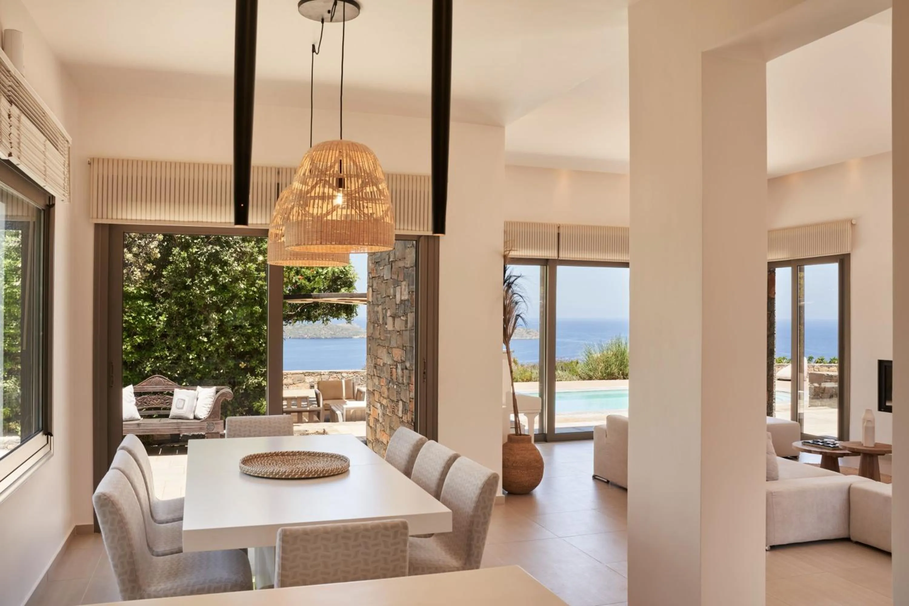 Living room in Elounda White Pearl Villa