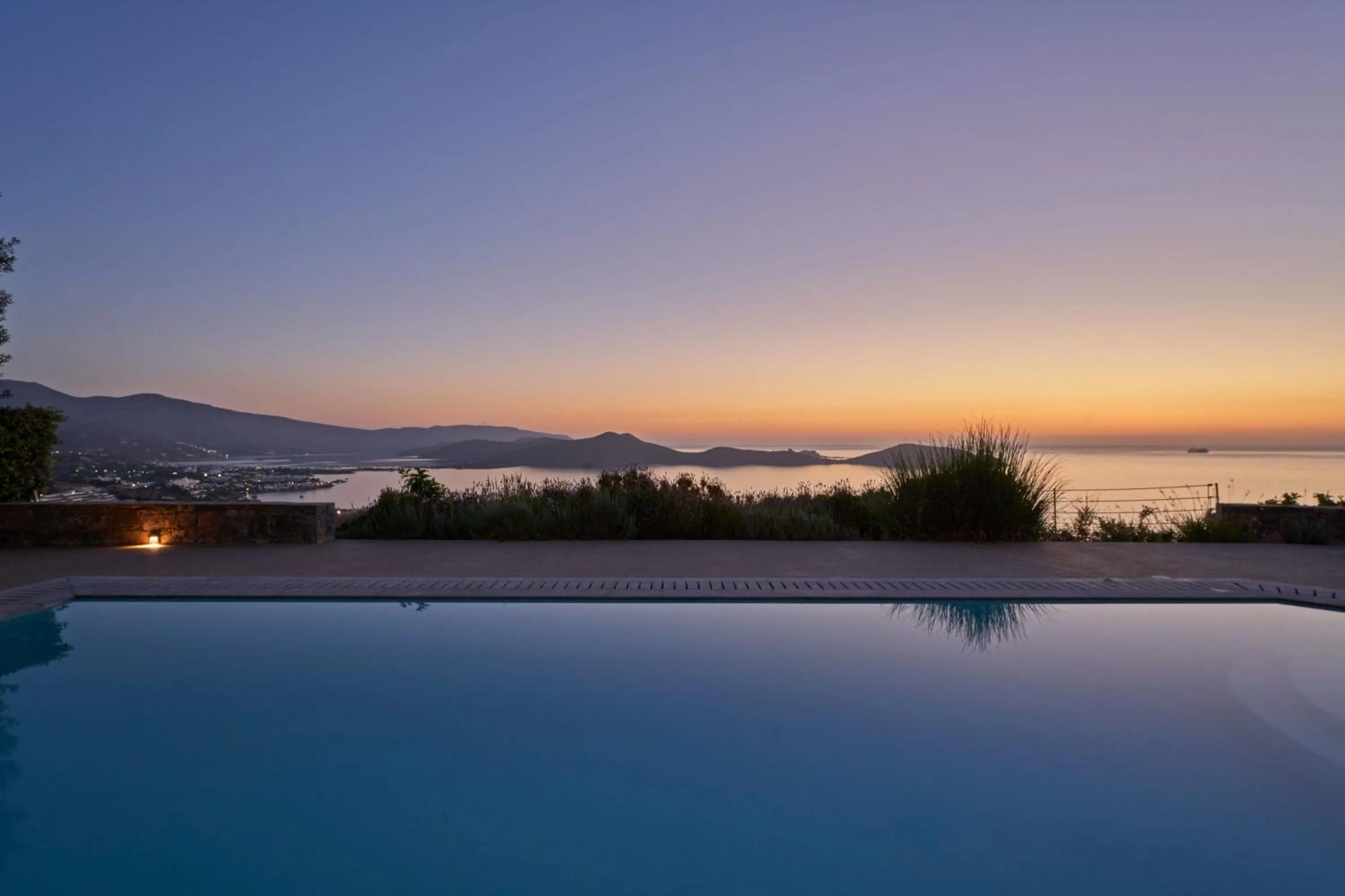 Pool view in Elounda White Pearl Villa