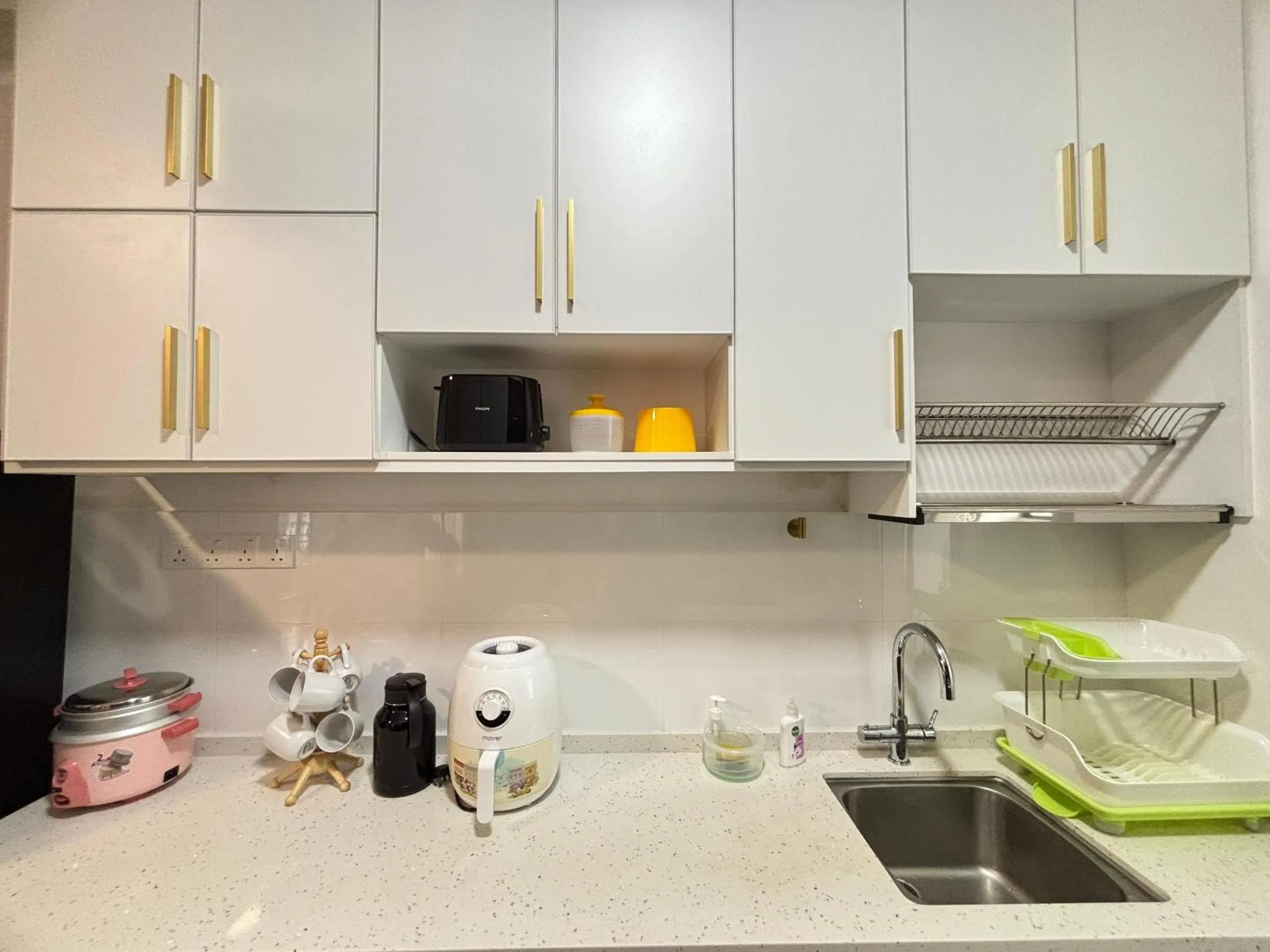 Kitchen or kitchenette in Ipoh Horizon Skypool Town Suites 4-11pax by IWH Suites