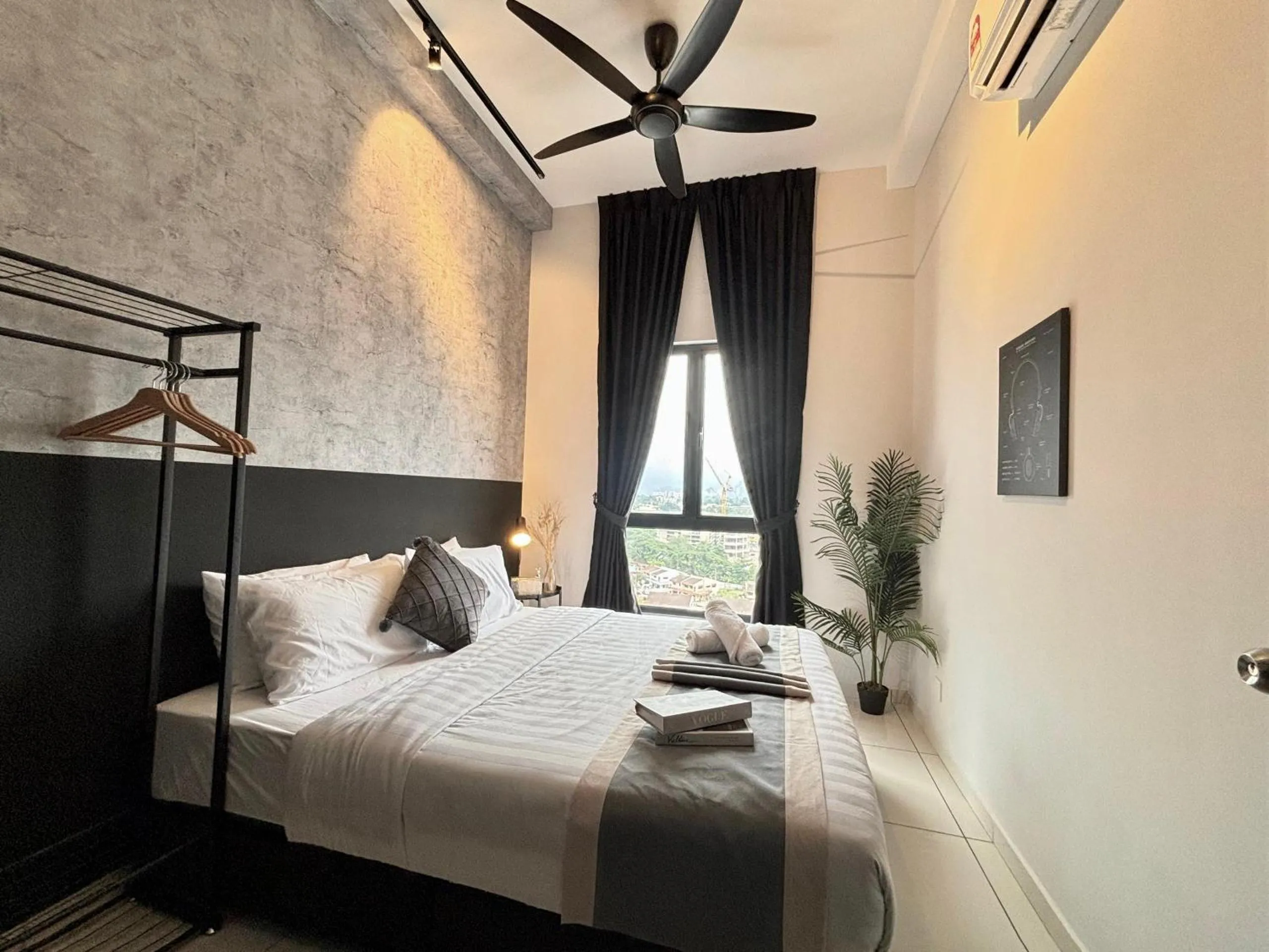 Bed in Ipoh Horizon Skypool Town Suites 4-11pax by IWH Suites
