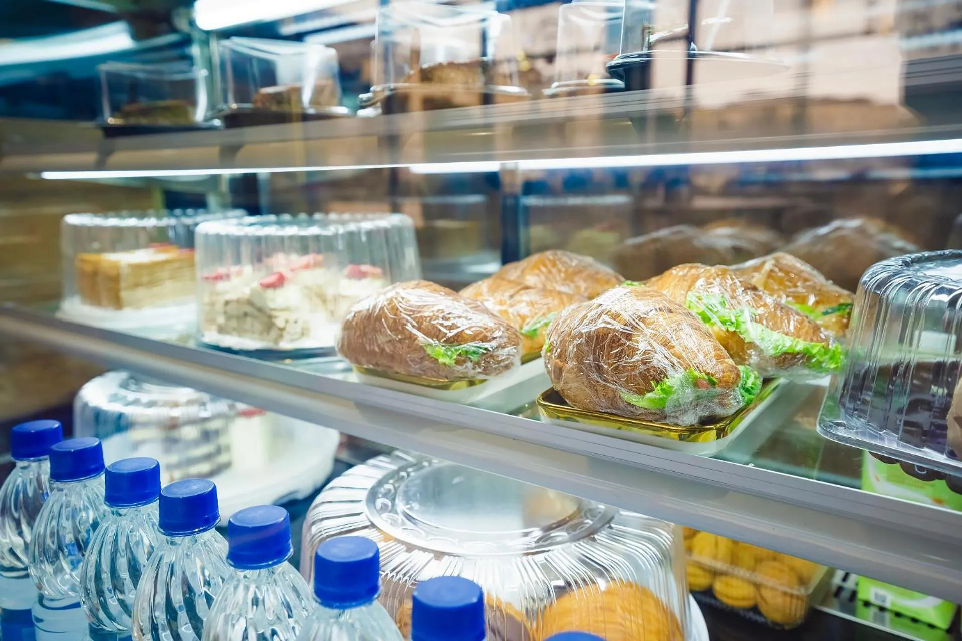 Food and drinks in Caspian Marine Hotel