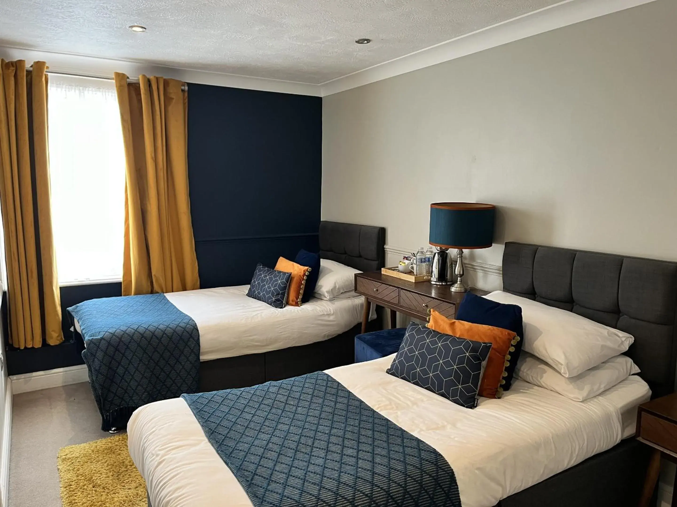 Bedroom, Bed in The Ship Hotel Bedroom, Bed in The Ship Hotel