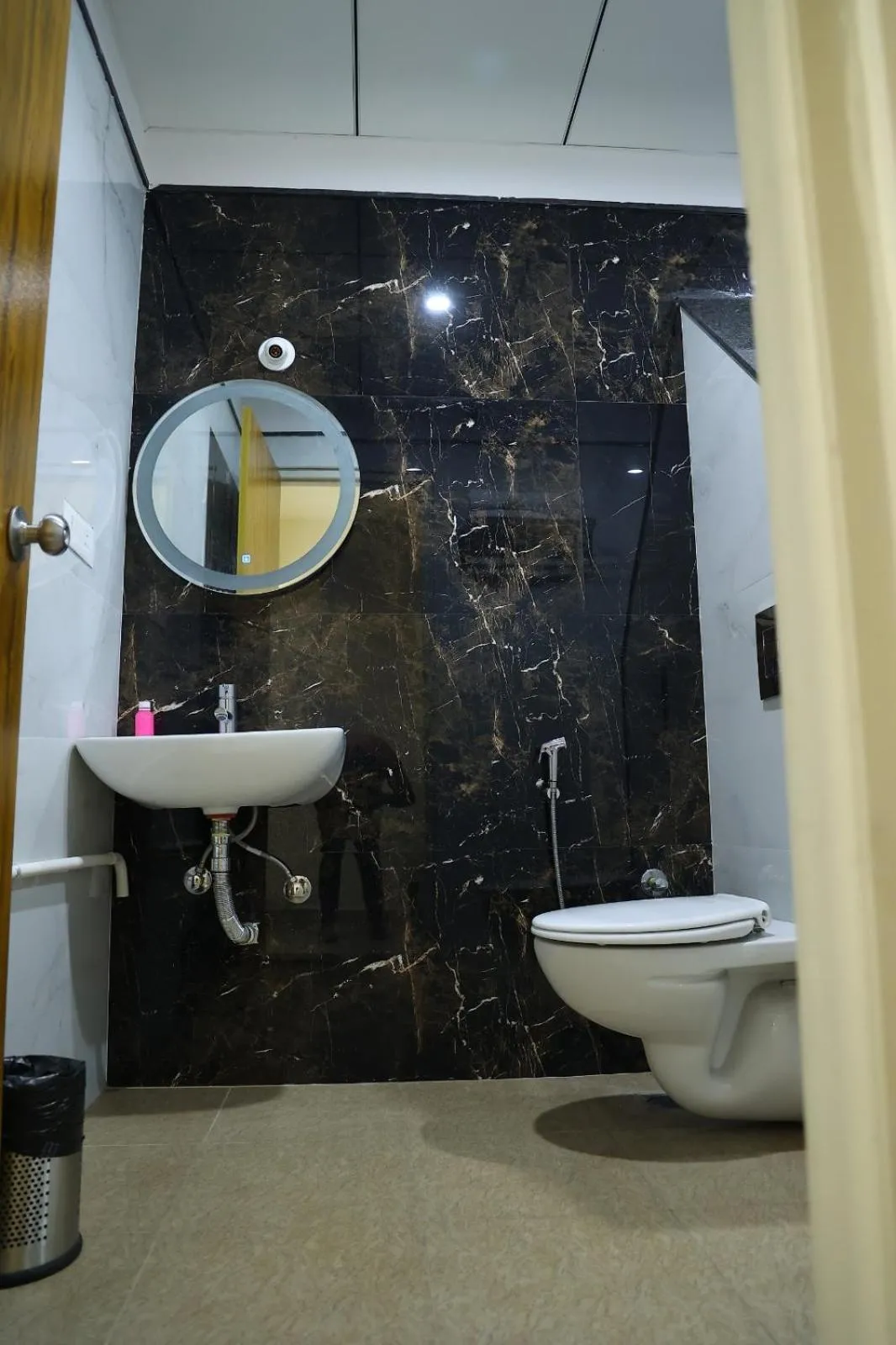 Bathroom in Hotel Aaryan Comforts - Peenya