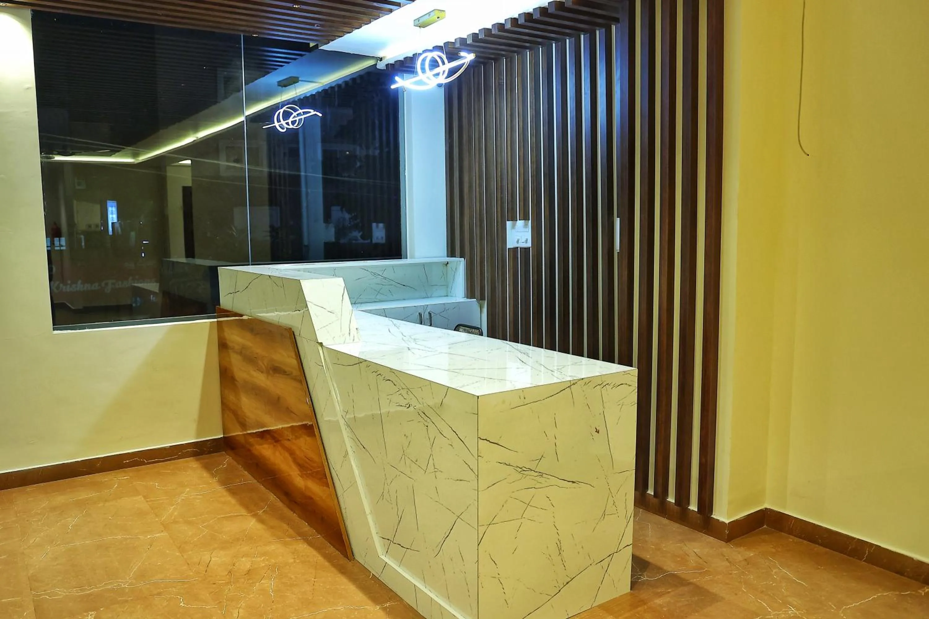 Lobby or reception in Hotel Aaryan Comforts - Peenya