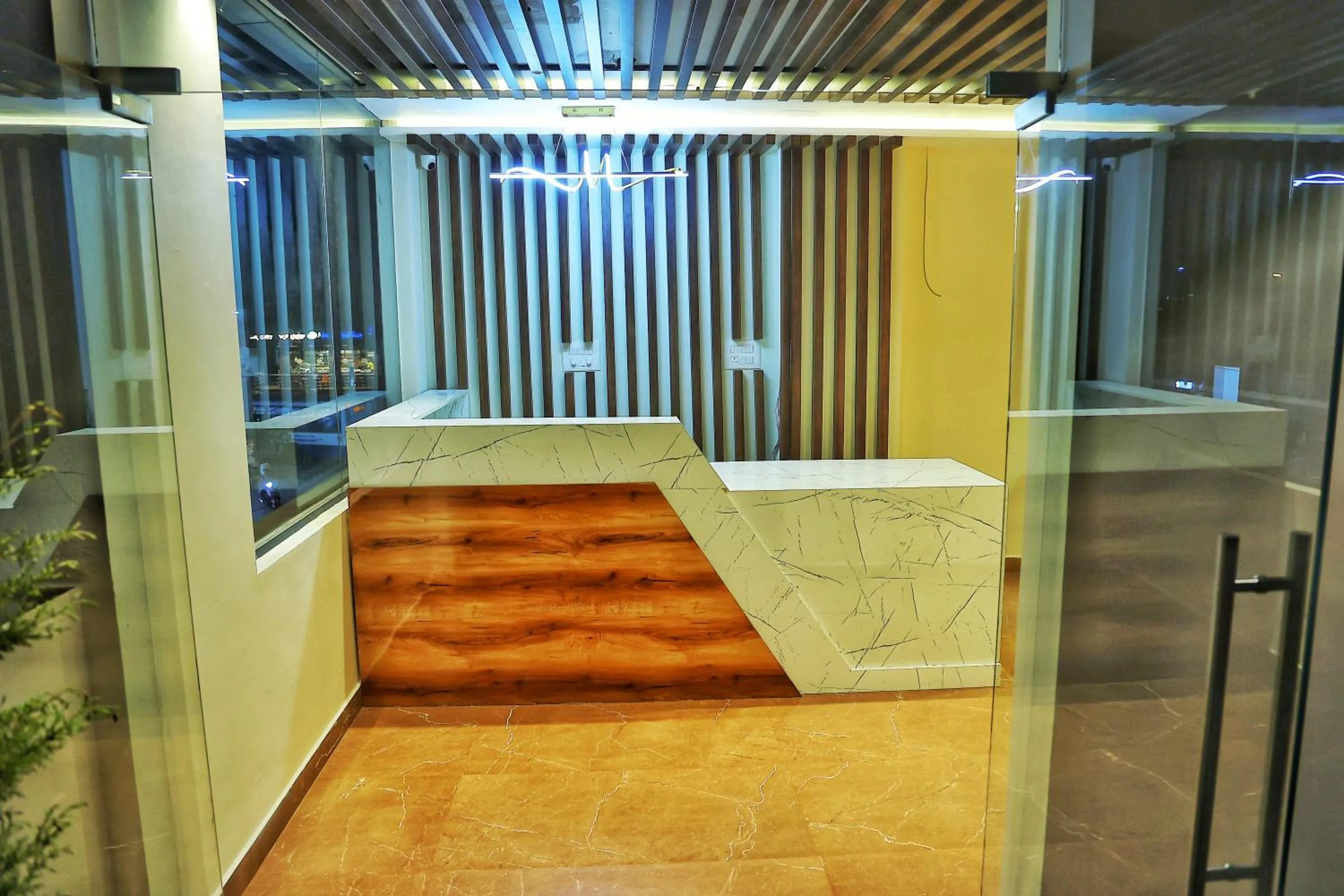 Lobby or reception in Hotel Aaryan Comforts - Peenya