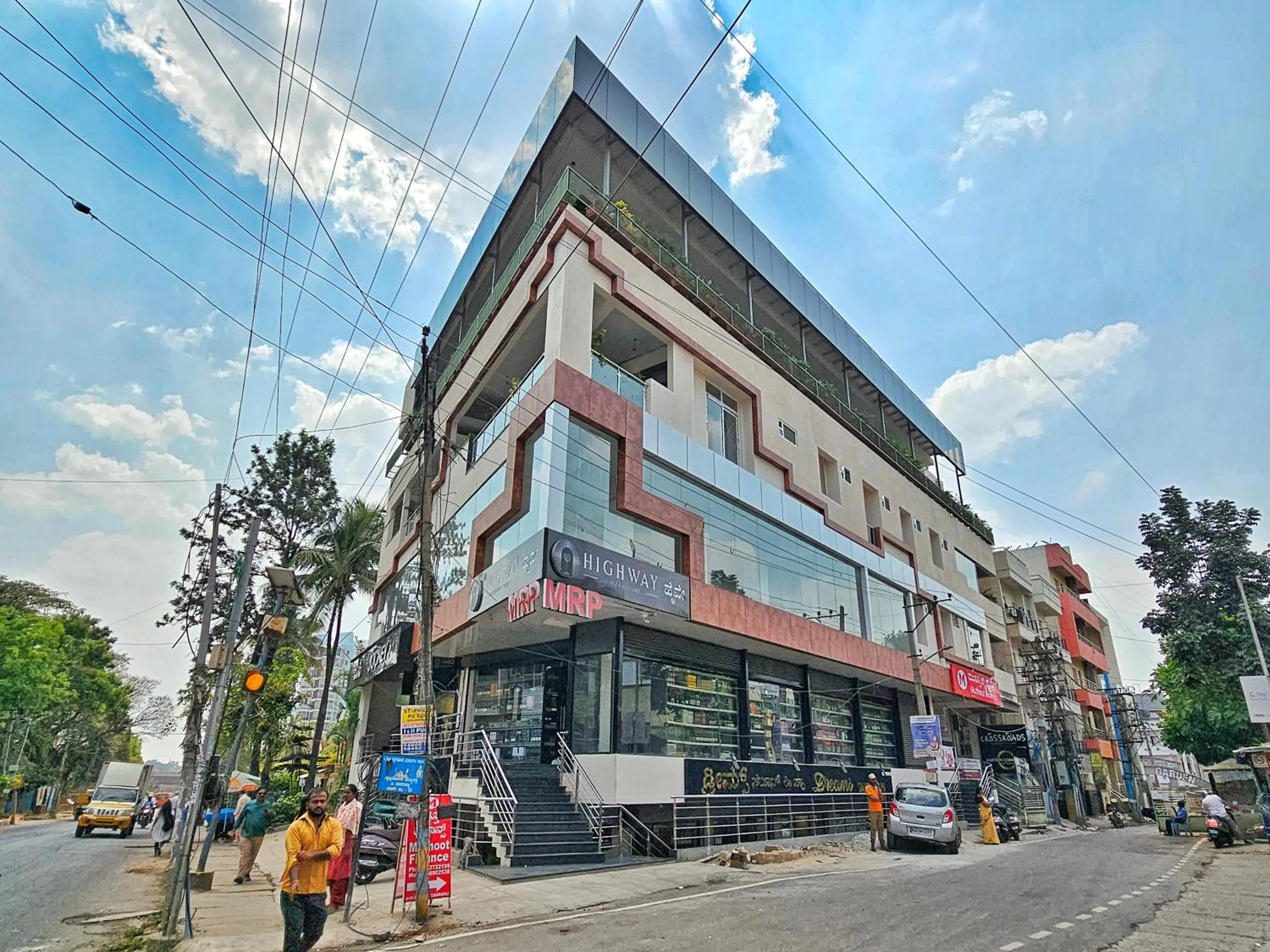 Property building in Hotel Aaryan Comforts - Peenya