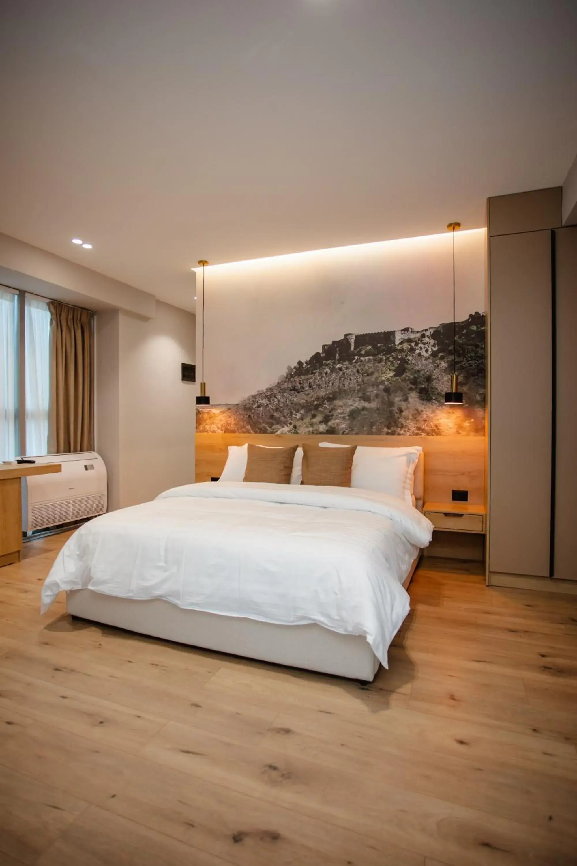 Bed in Oro Inn Hotel Bed in Oro Inn Hotel