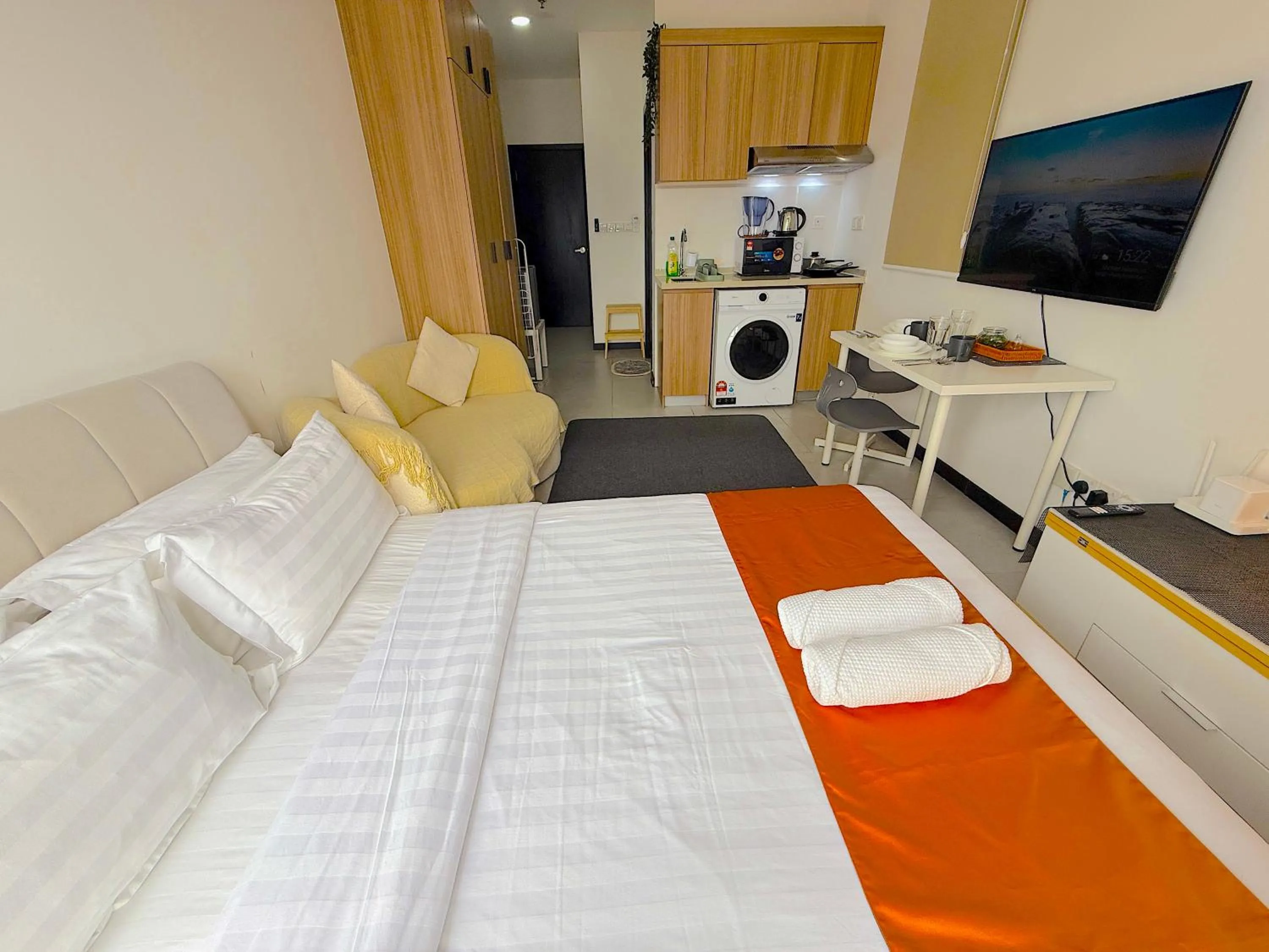 Photo of the whole room, Bed in Neu Suites By Serenity Homes Near Gleneagles, KLCC & LRT