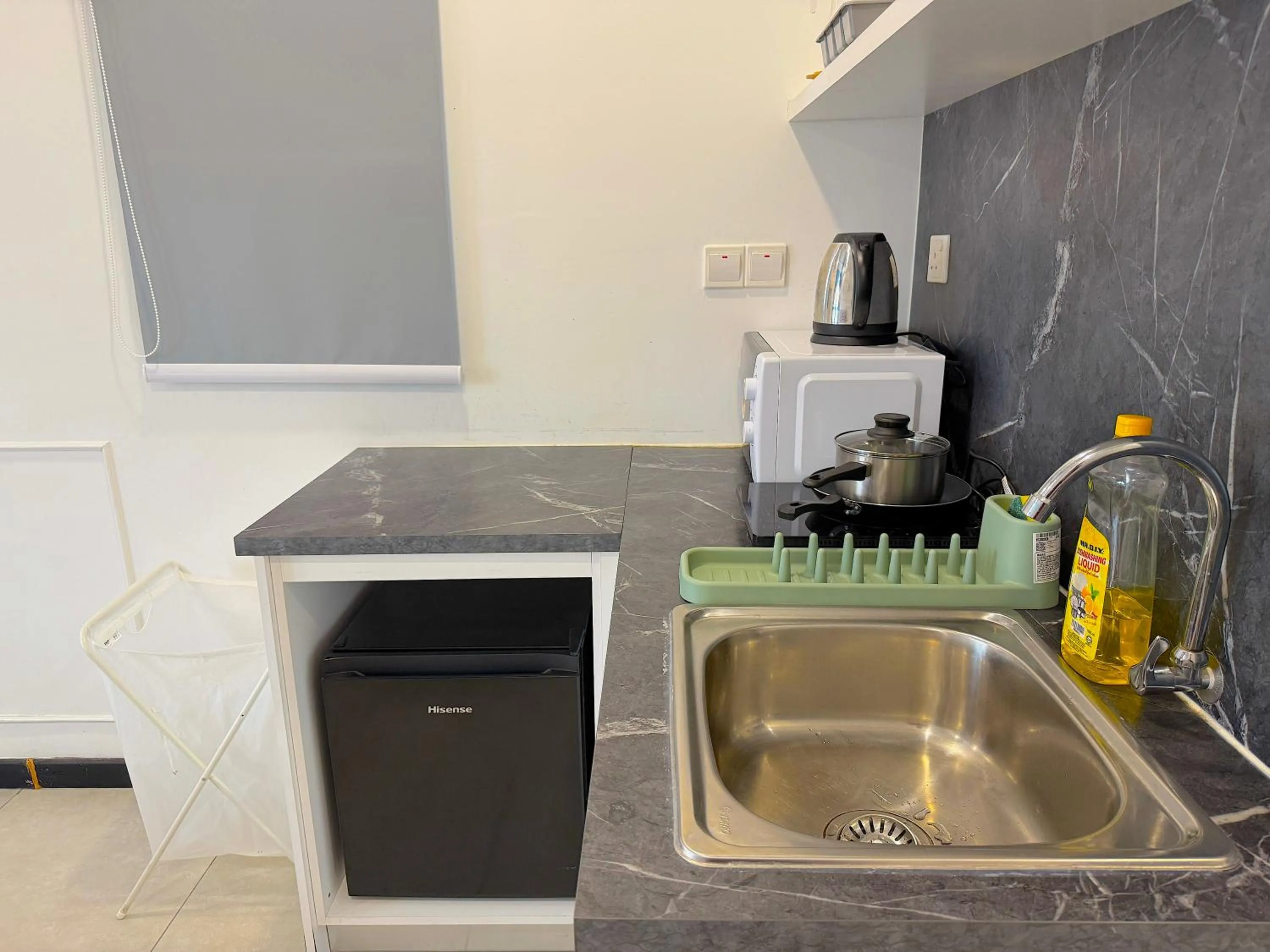 Kitchen or kitchenette in Neu Suites By Serenity Homes Near Gleneagles, KLCC & LRT