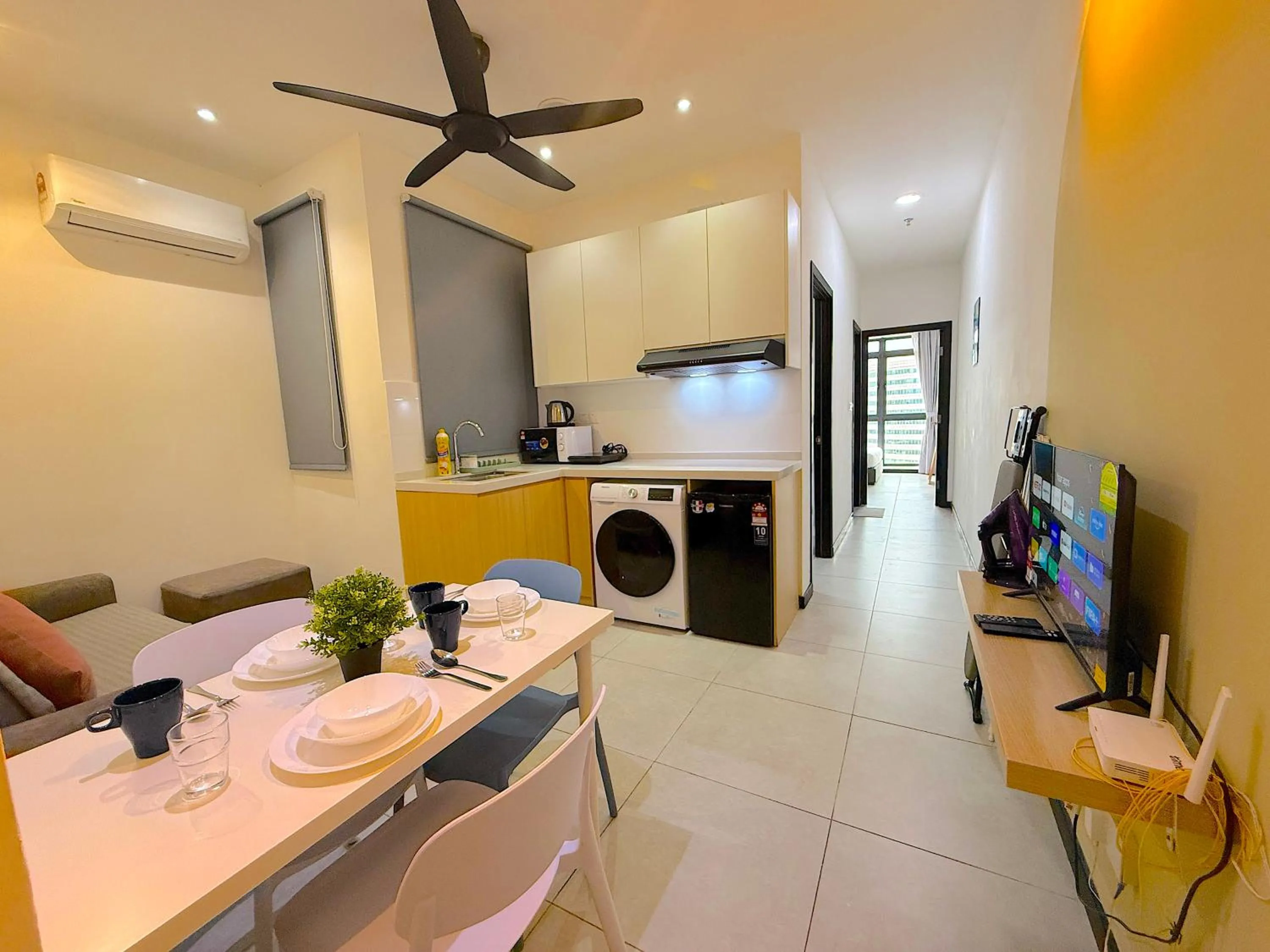 Kitchen or kitchenette in Neu Suites By Serenity Homes Near Gleneagles, KLCC & LRT