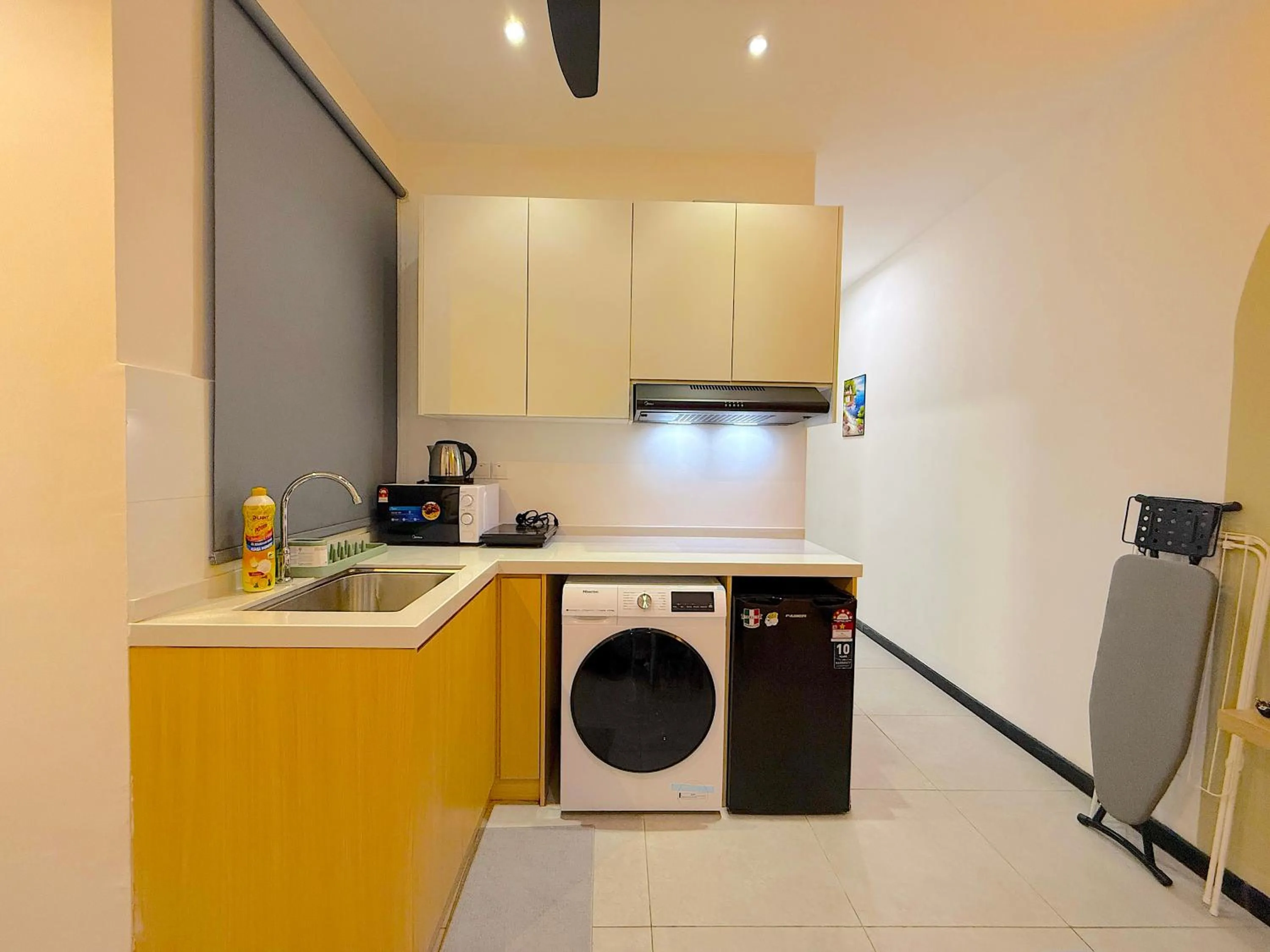 Kitchen or kitchenette in Neu Suites By Serenity Homes Near Gleneagles, KLCC & LRT