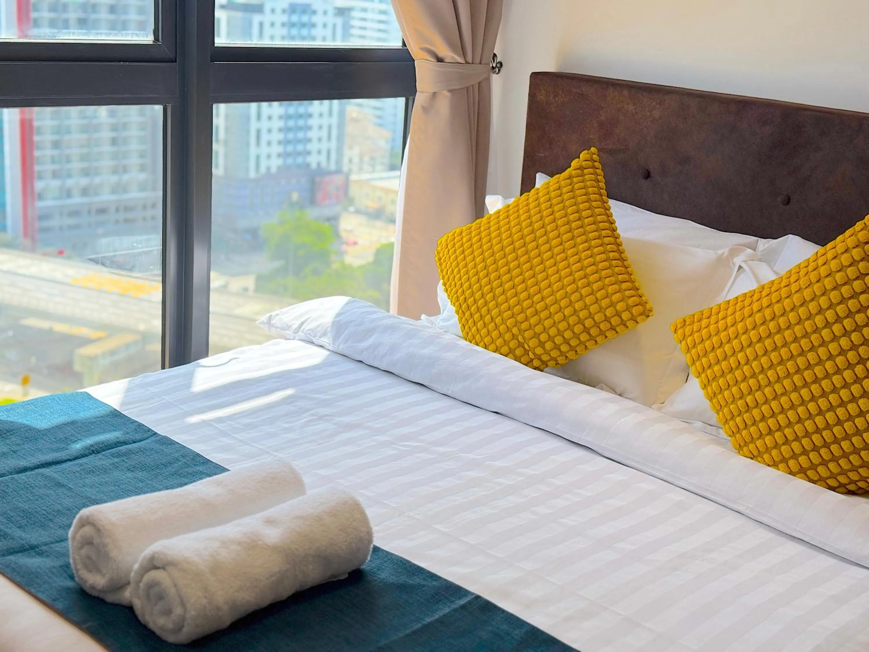 Bed in Neu Suites By Serenity Homes Near Gleneagles, KLCC & LRT