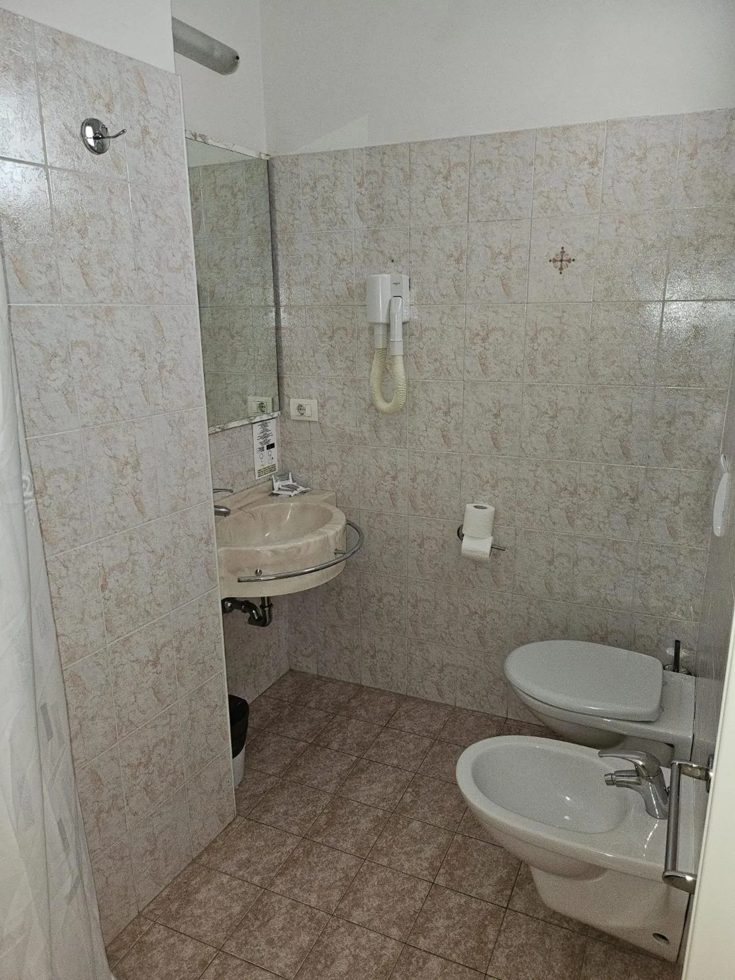 Bathroom in Hotel Villa Rosa