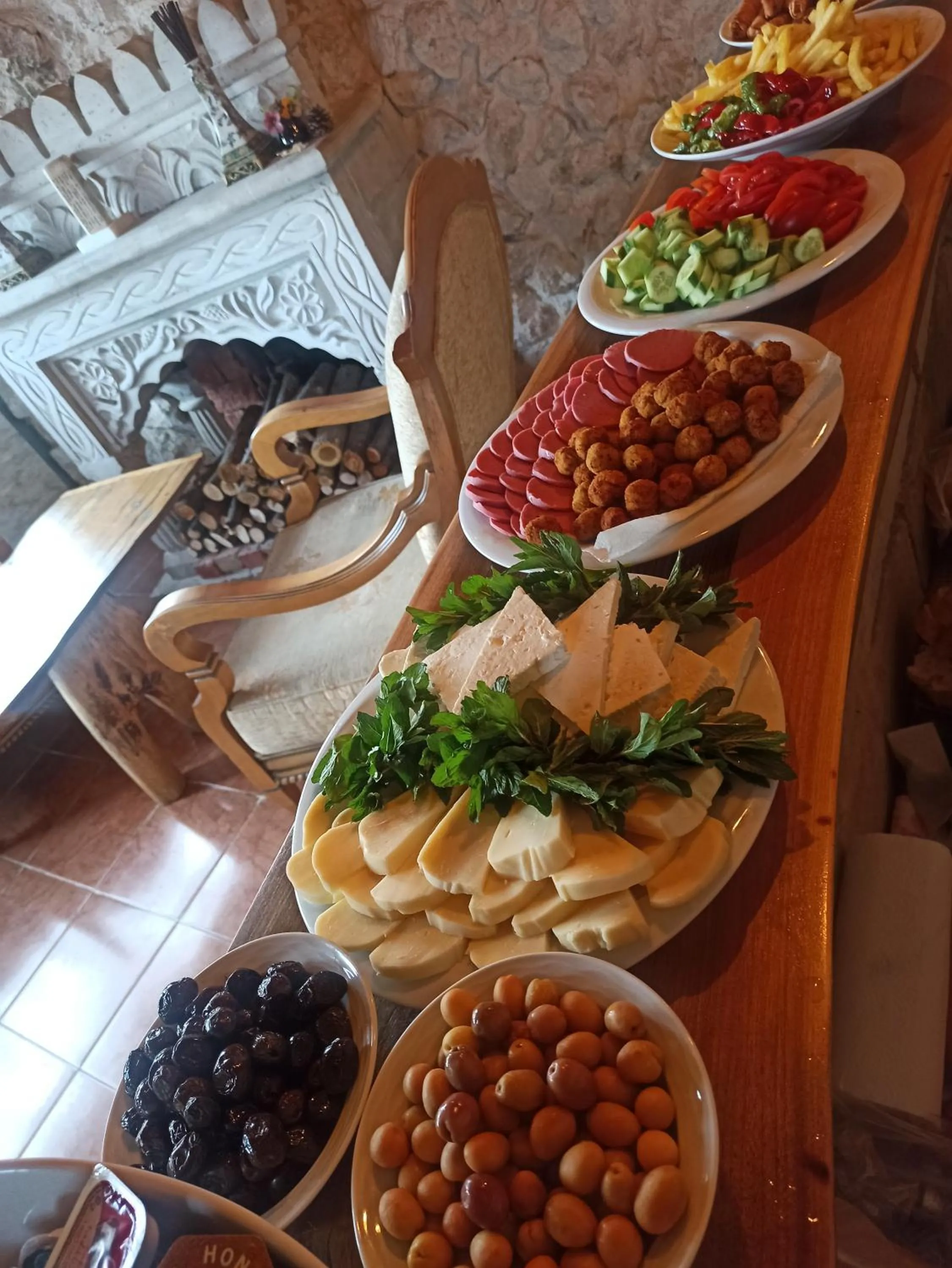 Breakfast in Philosophy Hotel