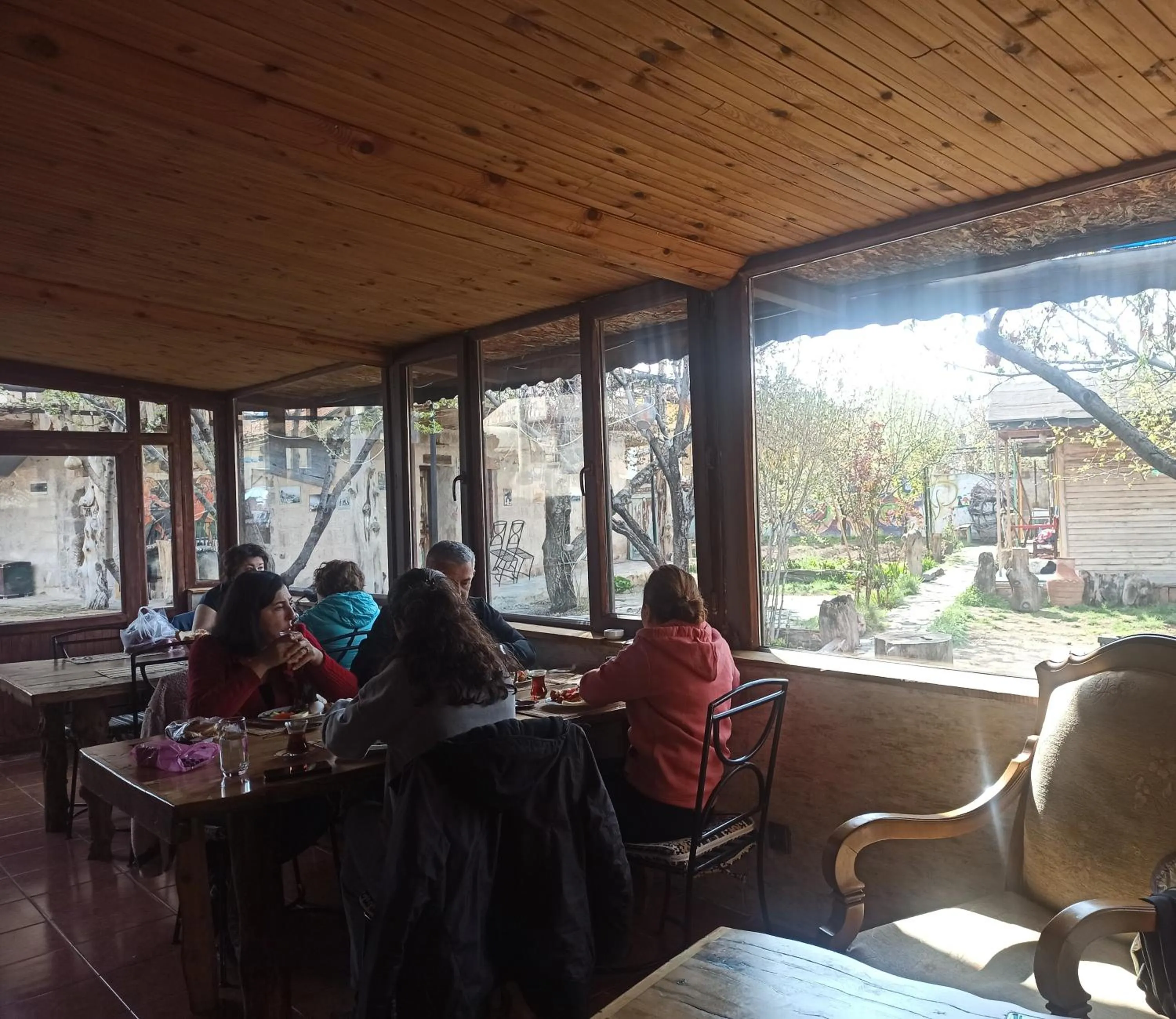 Restaurant/places to eat in Philosophy Hotel