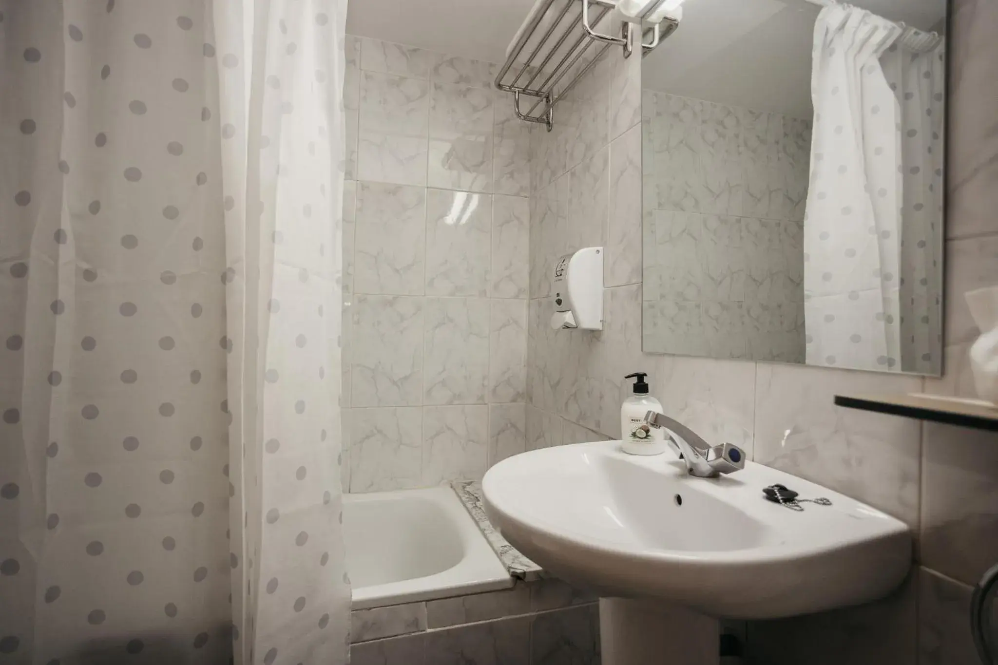 Economy Double Room in La Trobada Hotel Sport Economy Double Room in La Trobada Hotel Sport