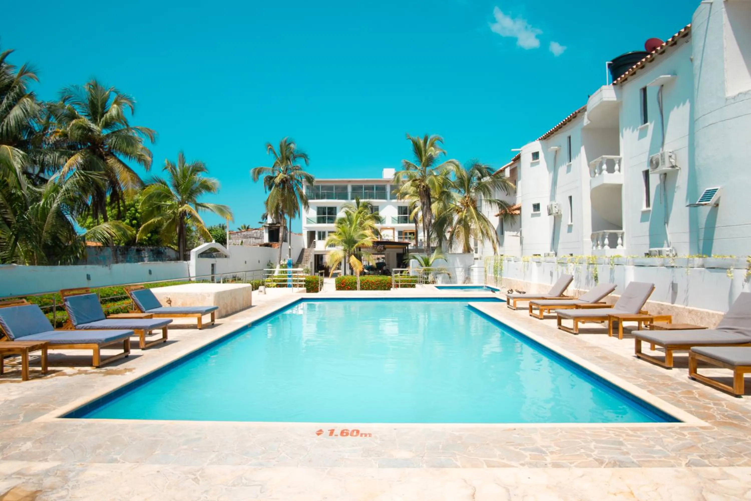 Swimming pool in Hotel Caribe Coveñas