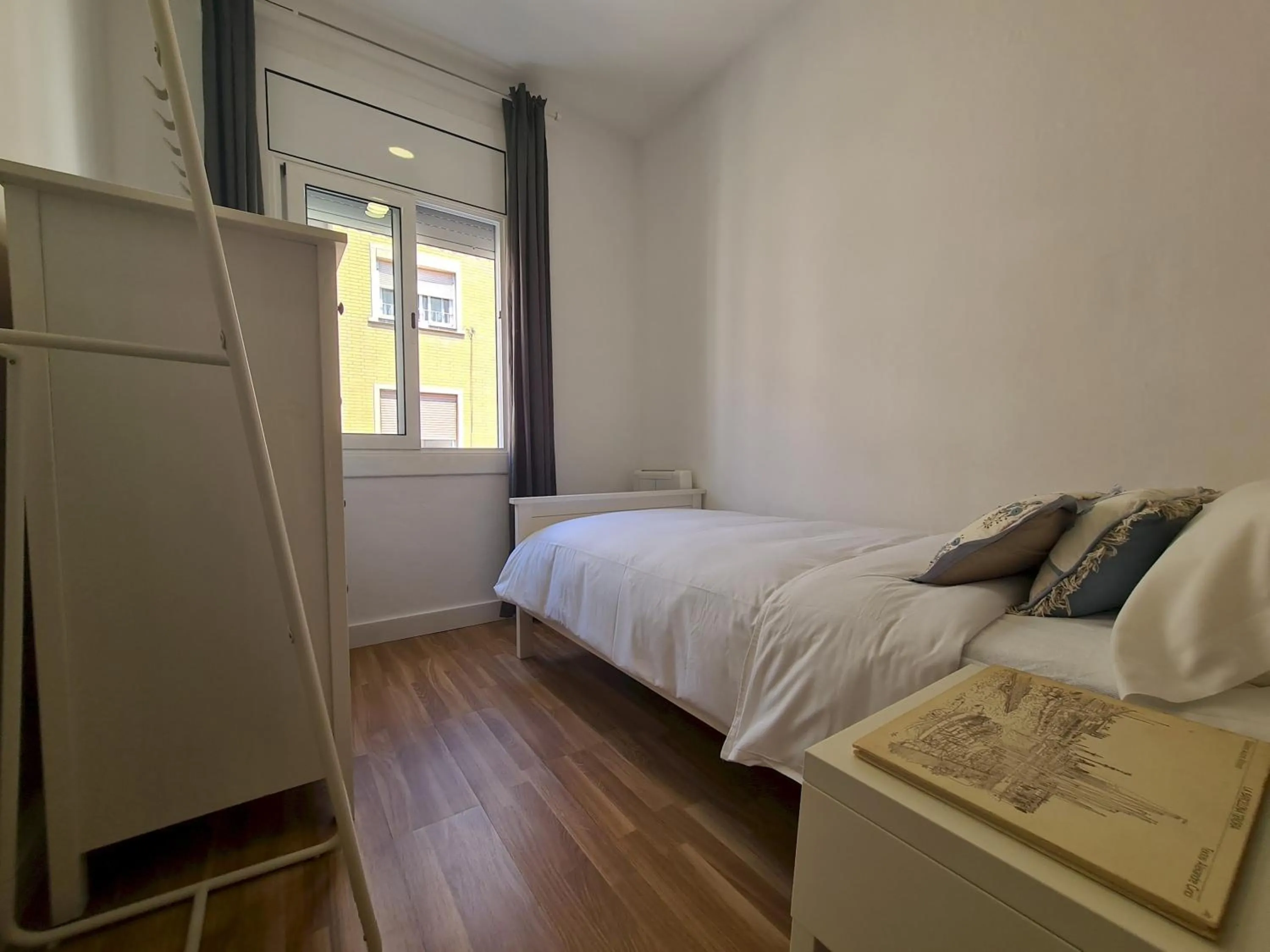 Other, Bed in WALK to CAMP NOU - Wi-Fi AC 3 Bed by MyRentalHost