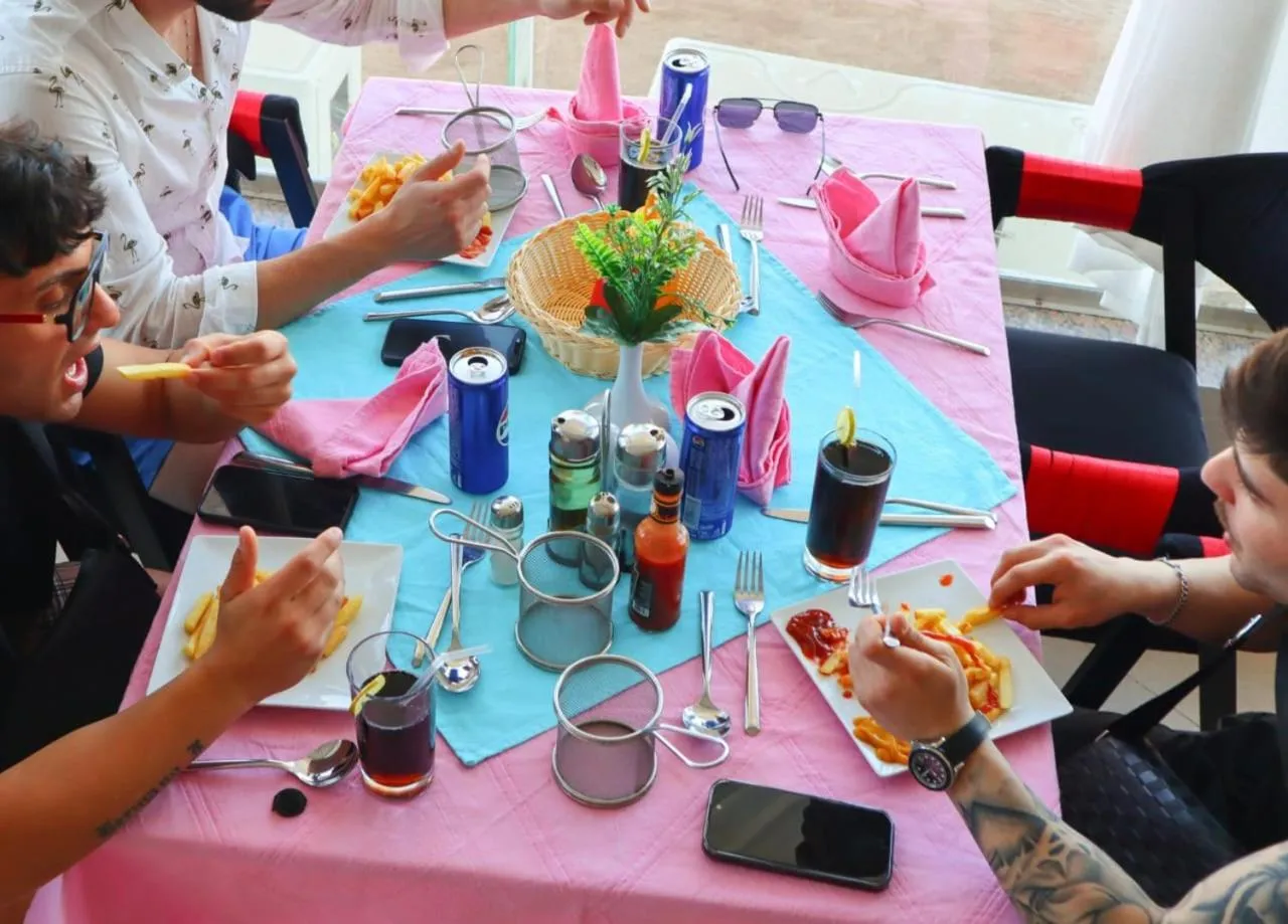 Restaurant/places to eat in Hostgool Beach Chalets Mirage bay resort & aqua park