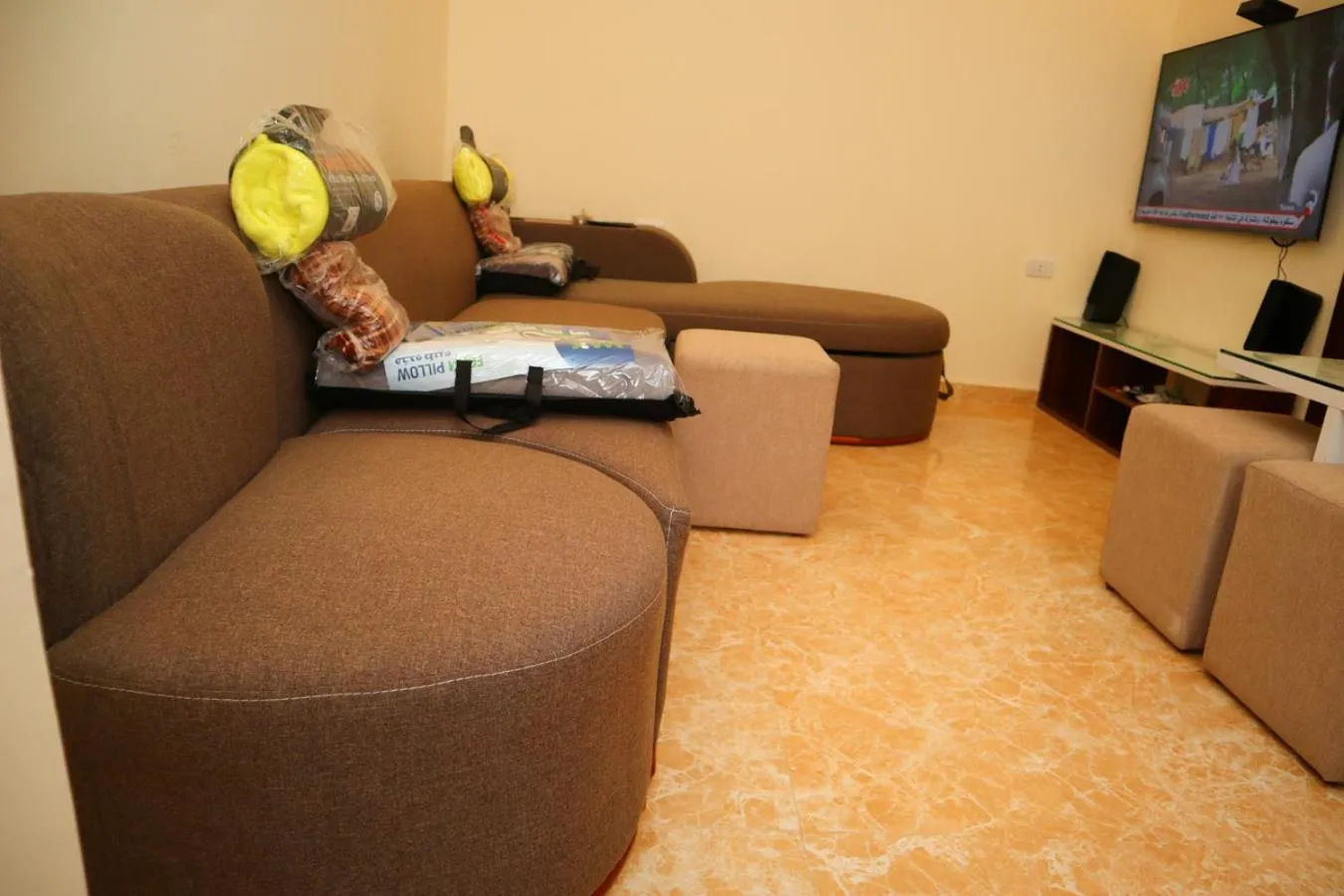 TV and multimedia in Hostgool Beach Chalets Mirage bay resort & aqua park