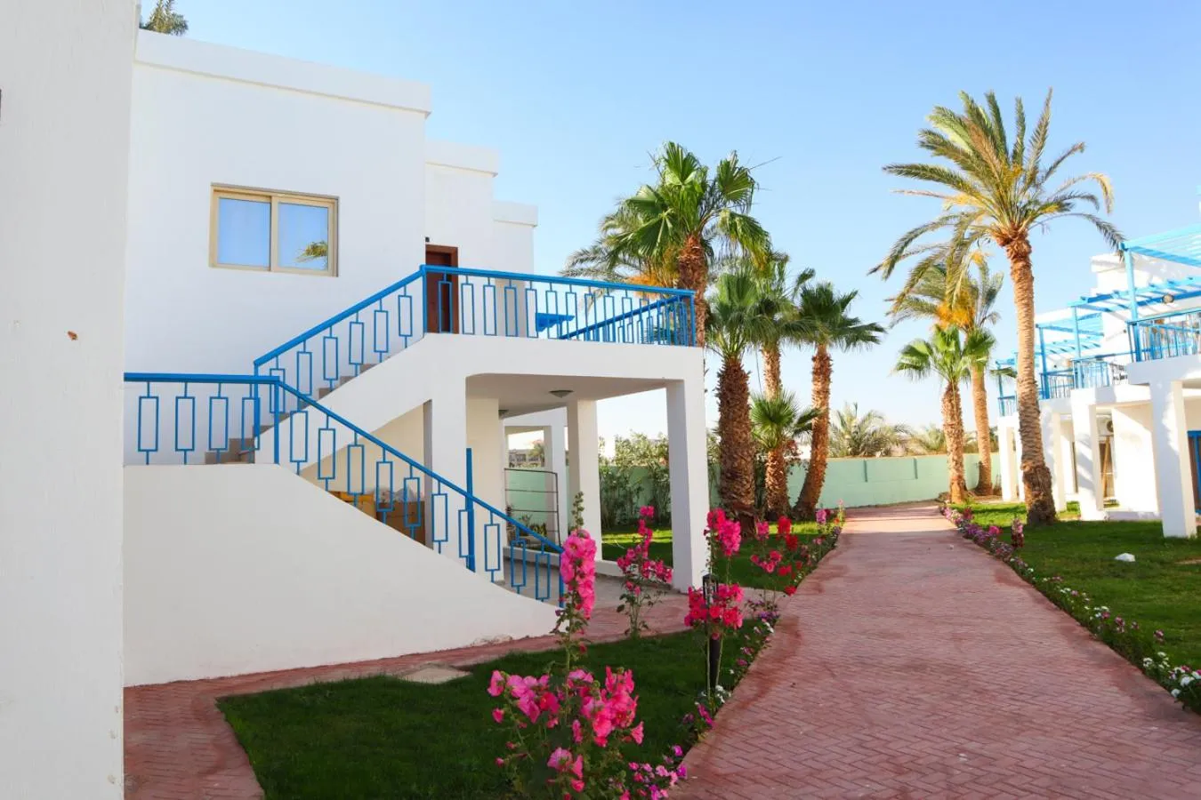 Hostgool Beach Chalets Mirage bay resort & aqua park