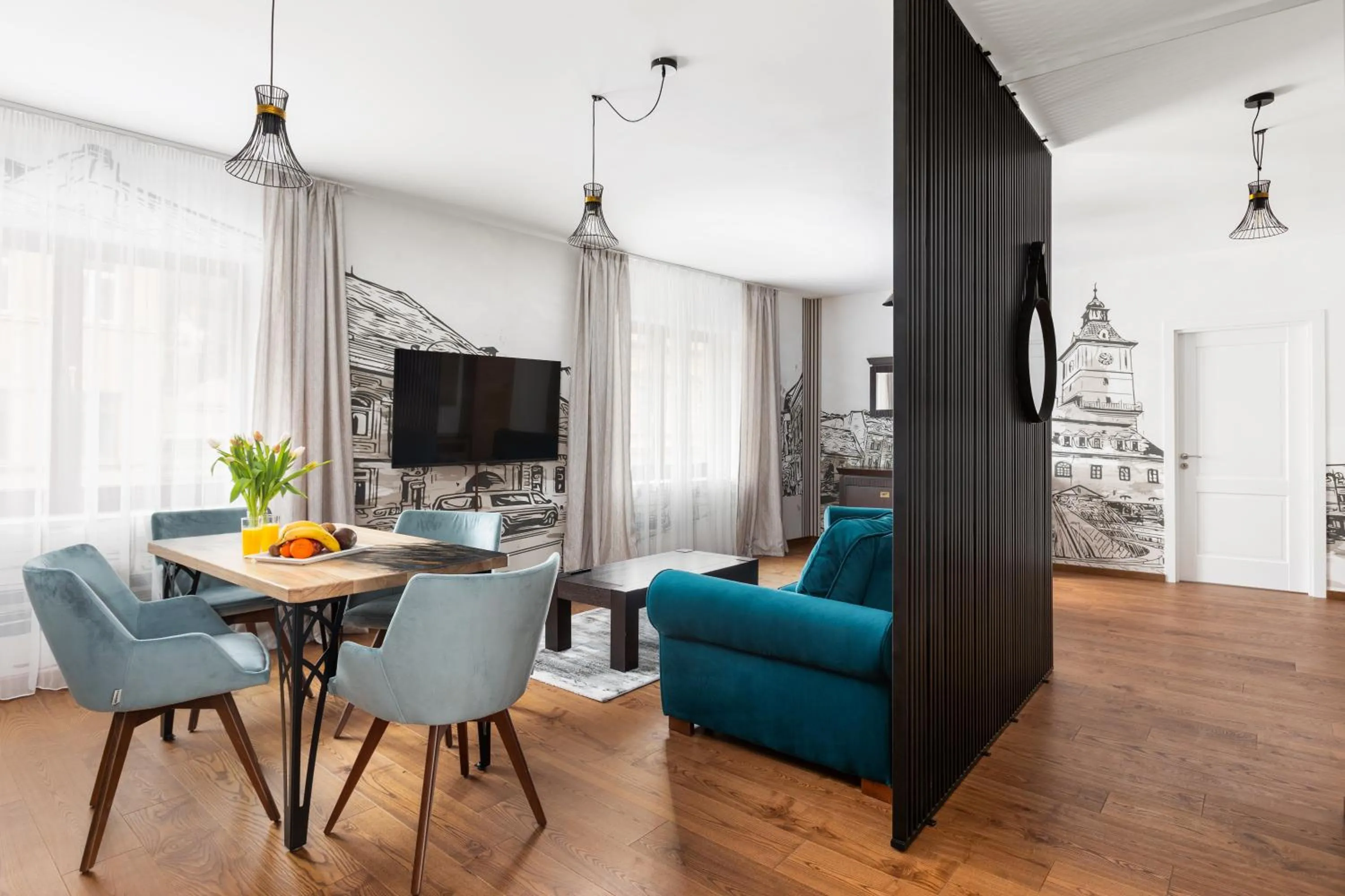 PEAK Aparthotel - Old Town - by CityHost