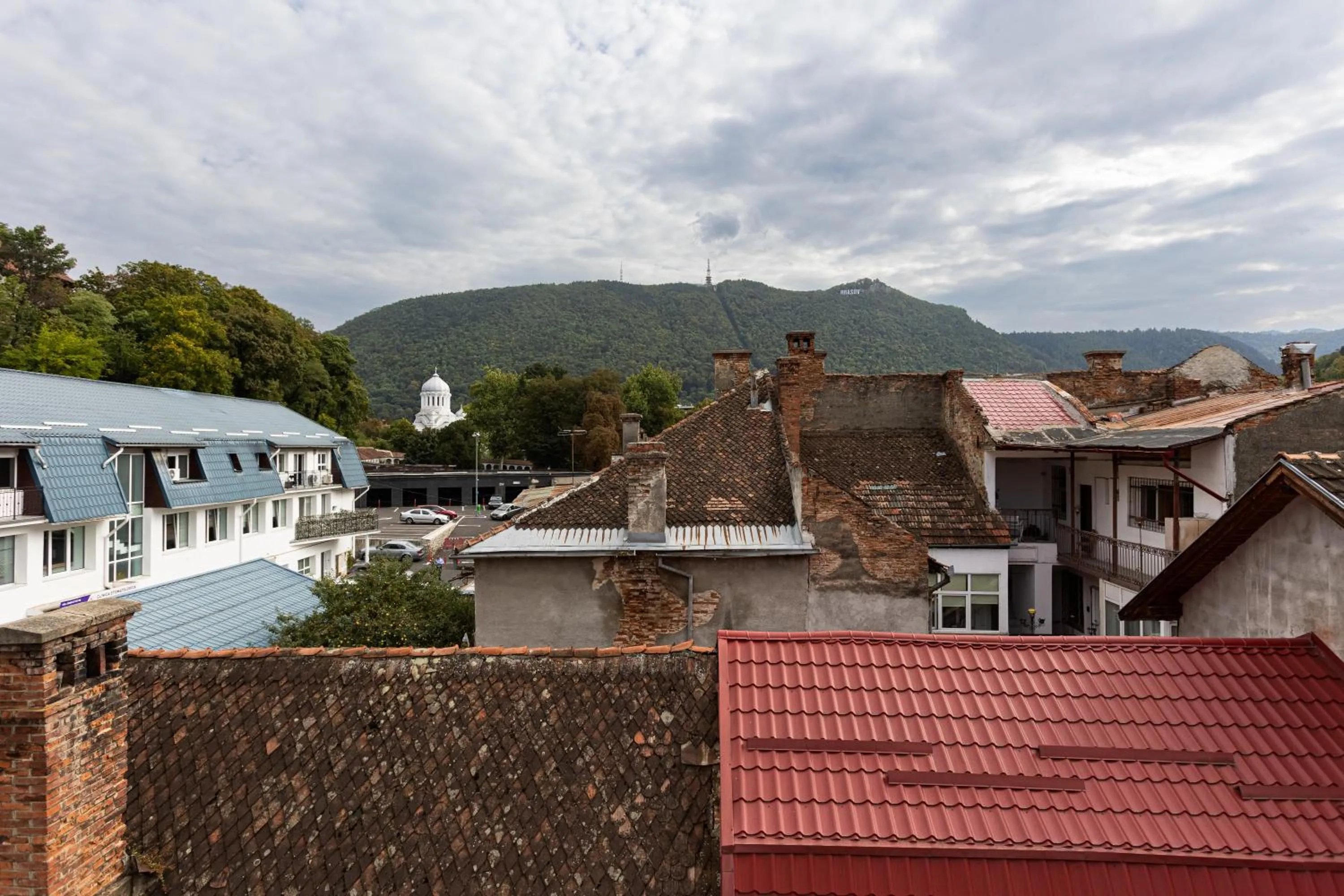PEAK Aparthotel - Old Town - by CityHost