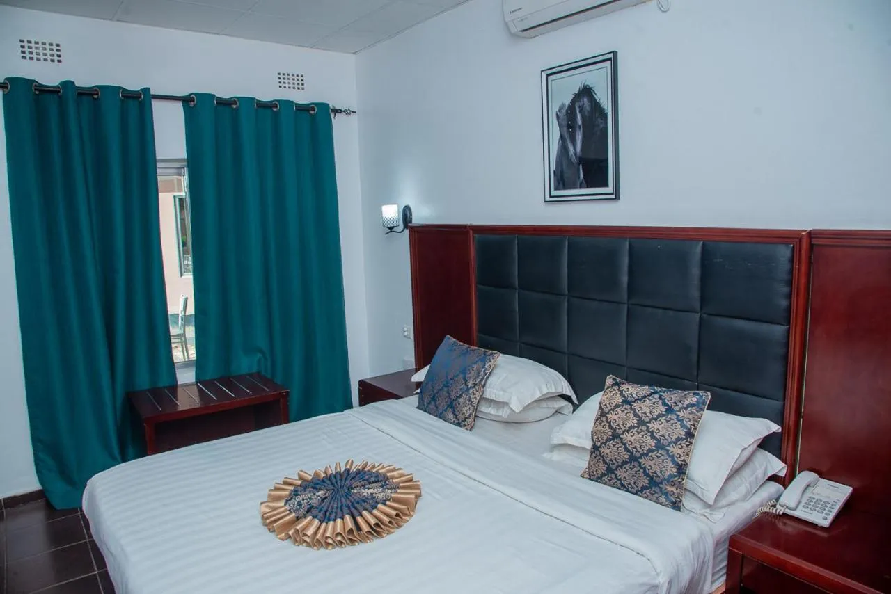 Photo of the whole room, Bed in Mika Lodge