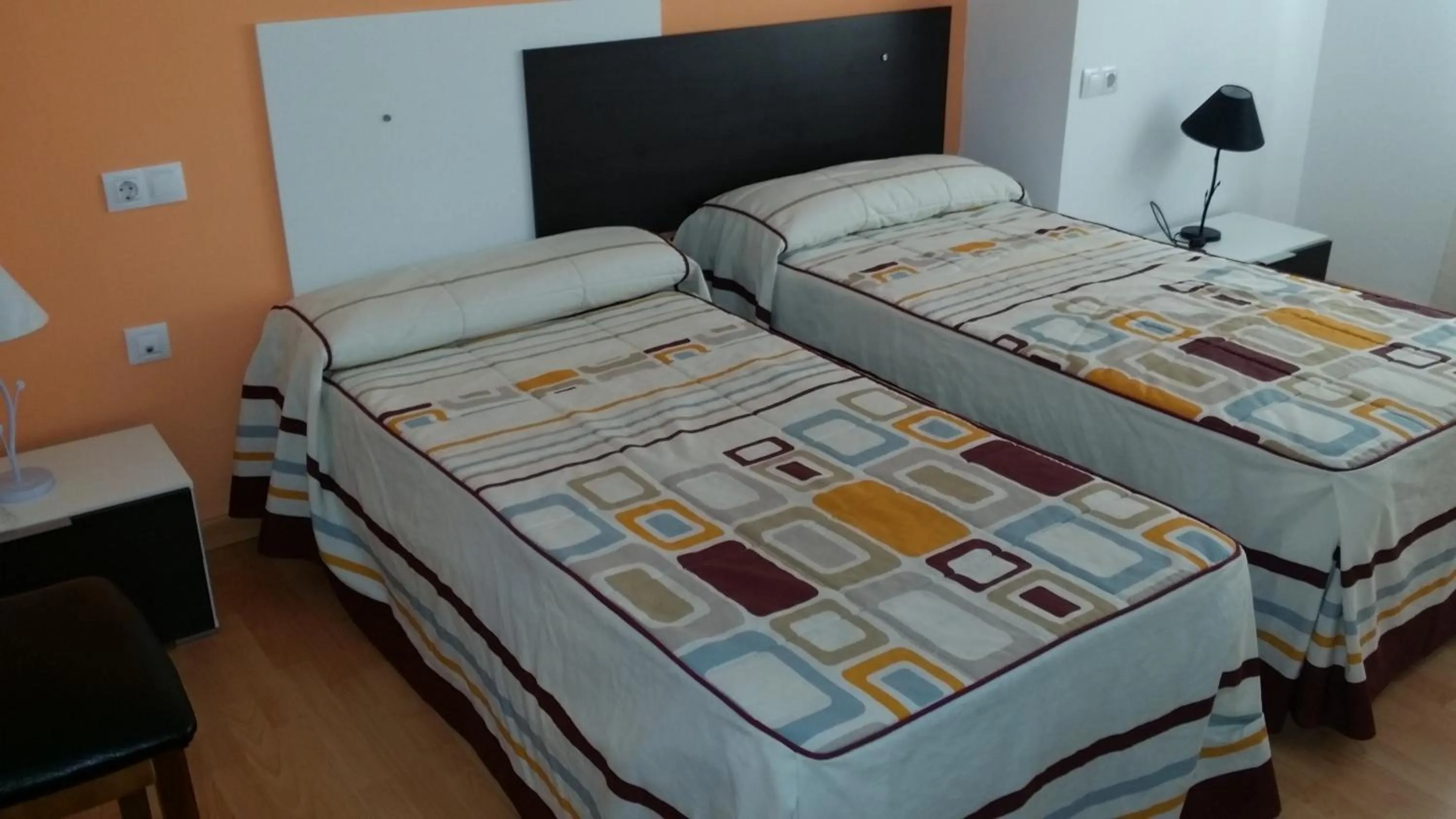 Bedroom, Bed in Hotel Mesón El Número Uno