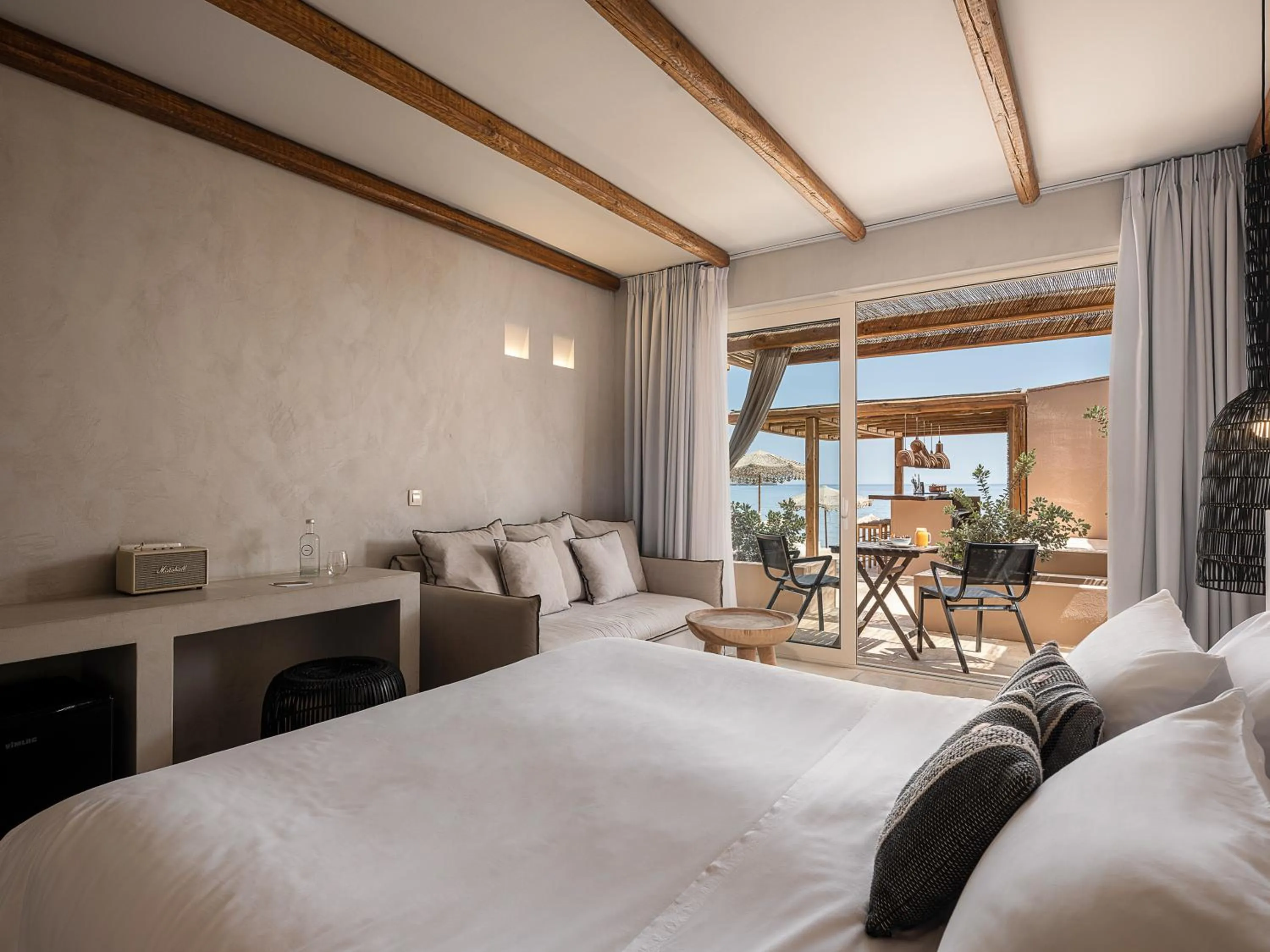 Bed in The Theodore Boutique Hotel- adults only 16 plus