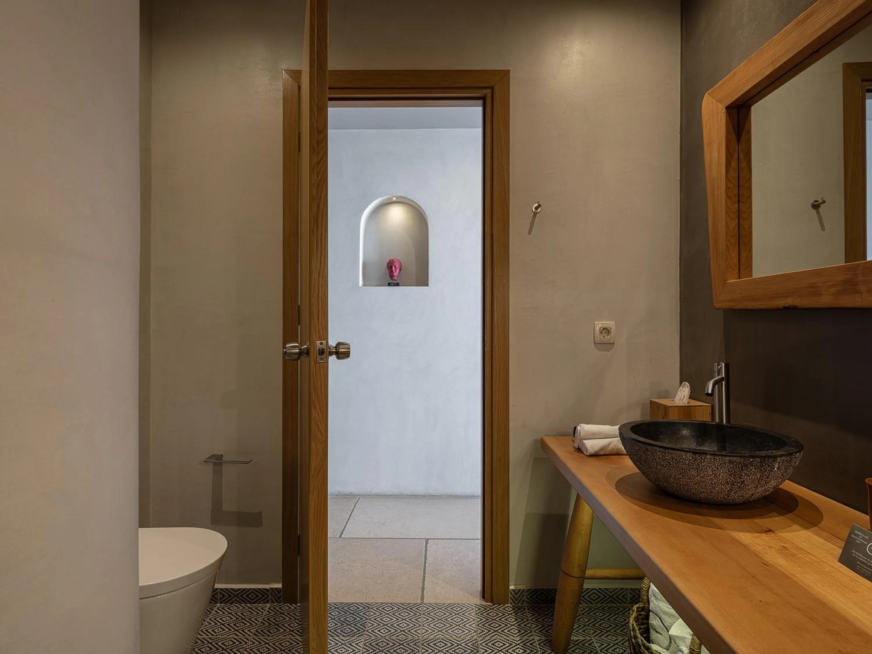 The Theodore Boutique Hotel- adults only 16 plus