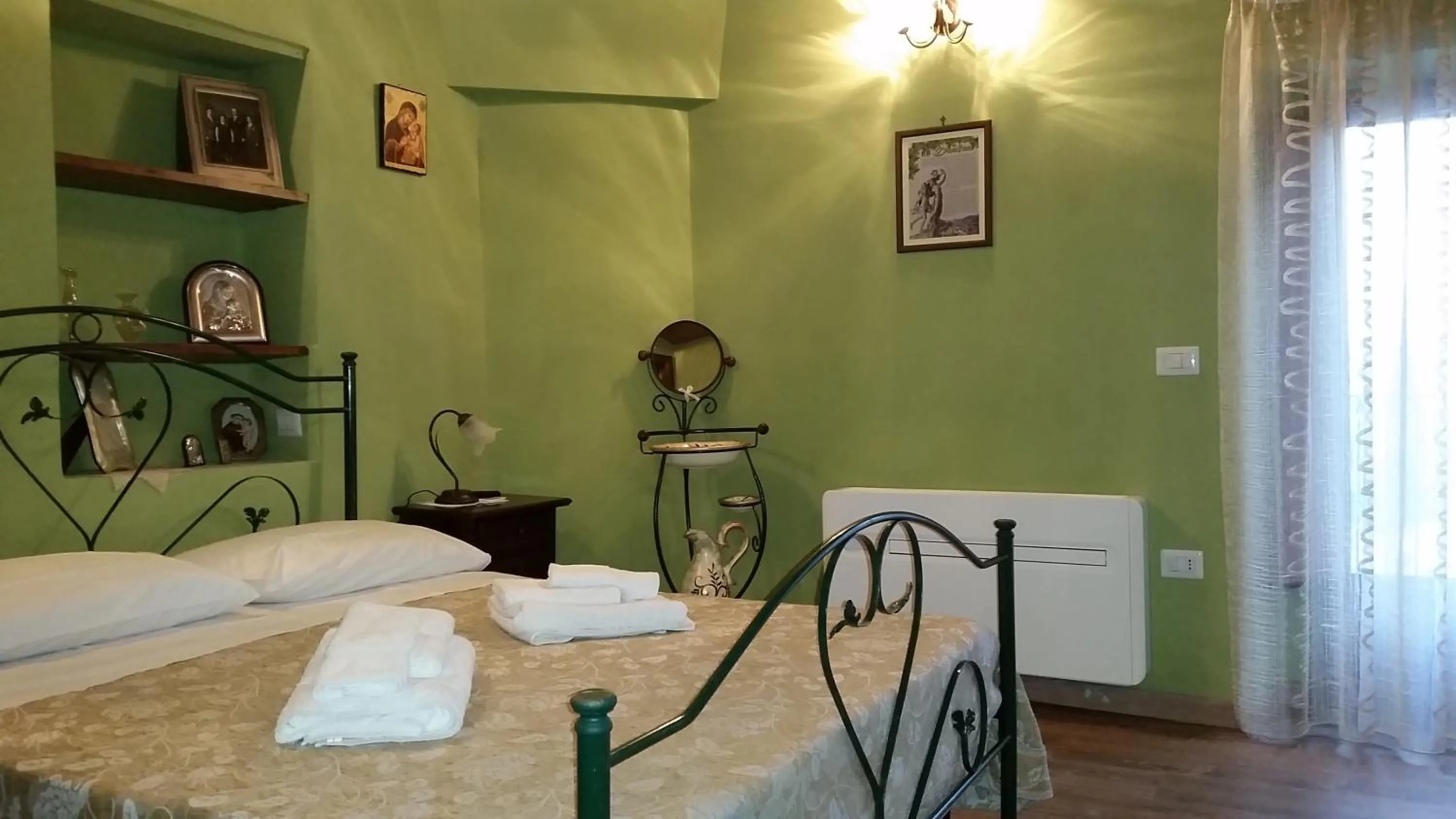 Bed in B&B Dhafna