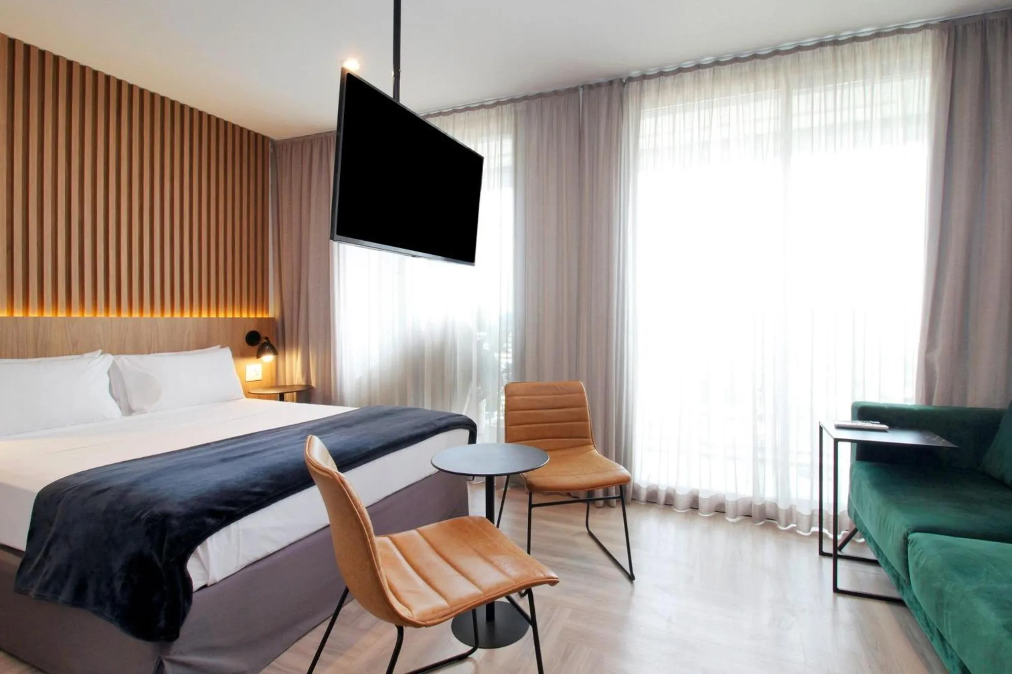 Apartment with Balcony in Helbor Wide