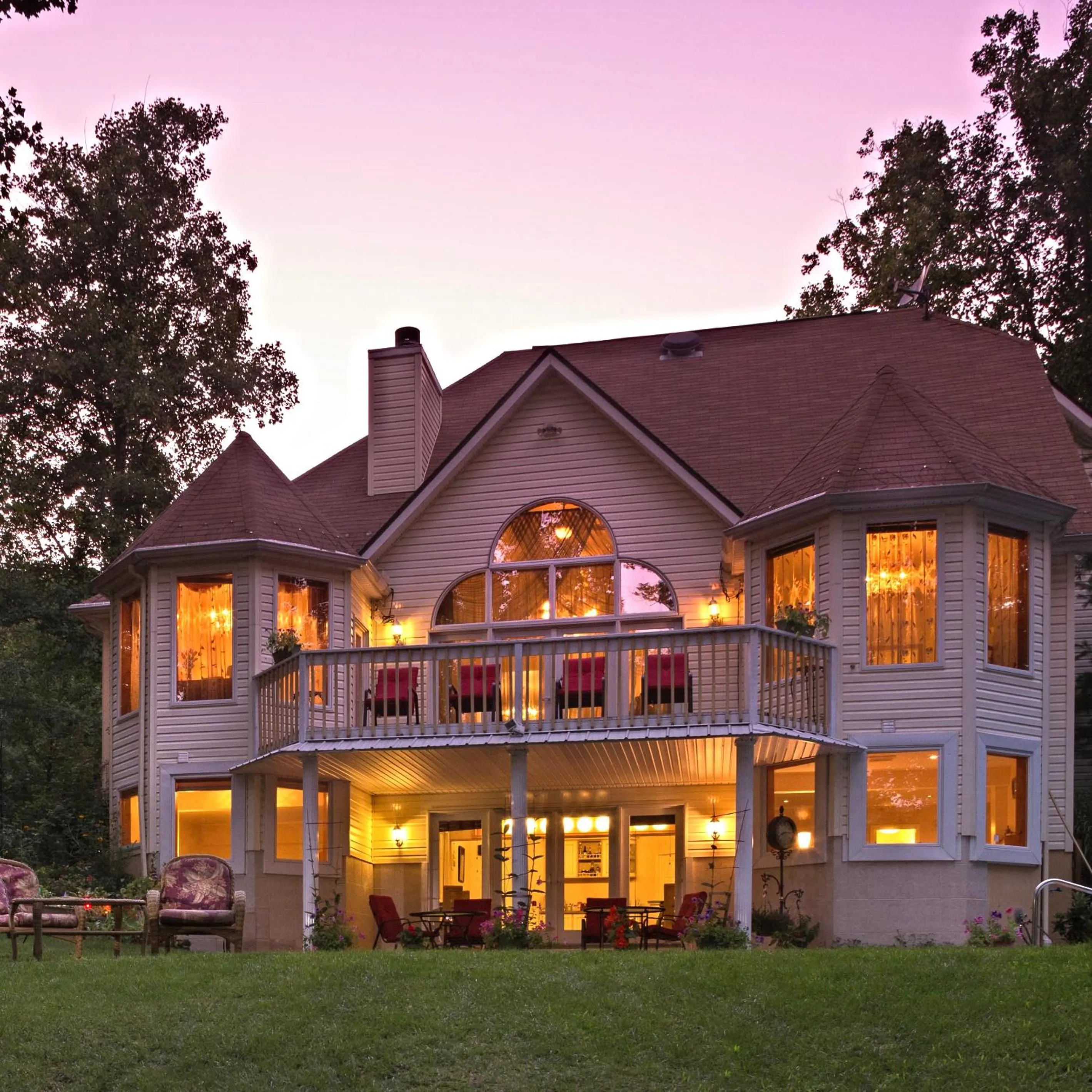 Cherry Valley Manor