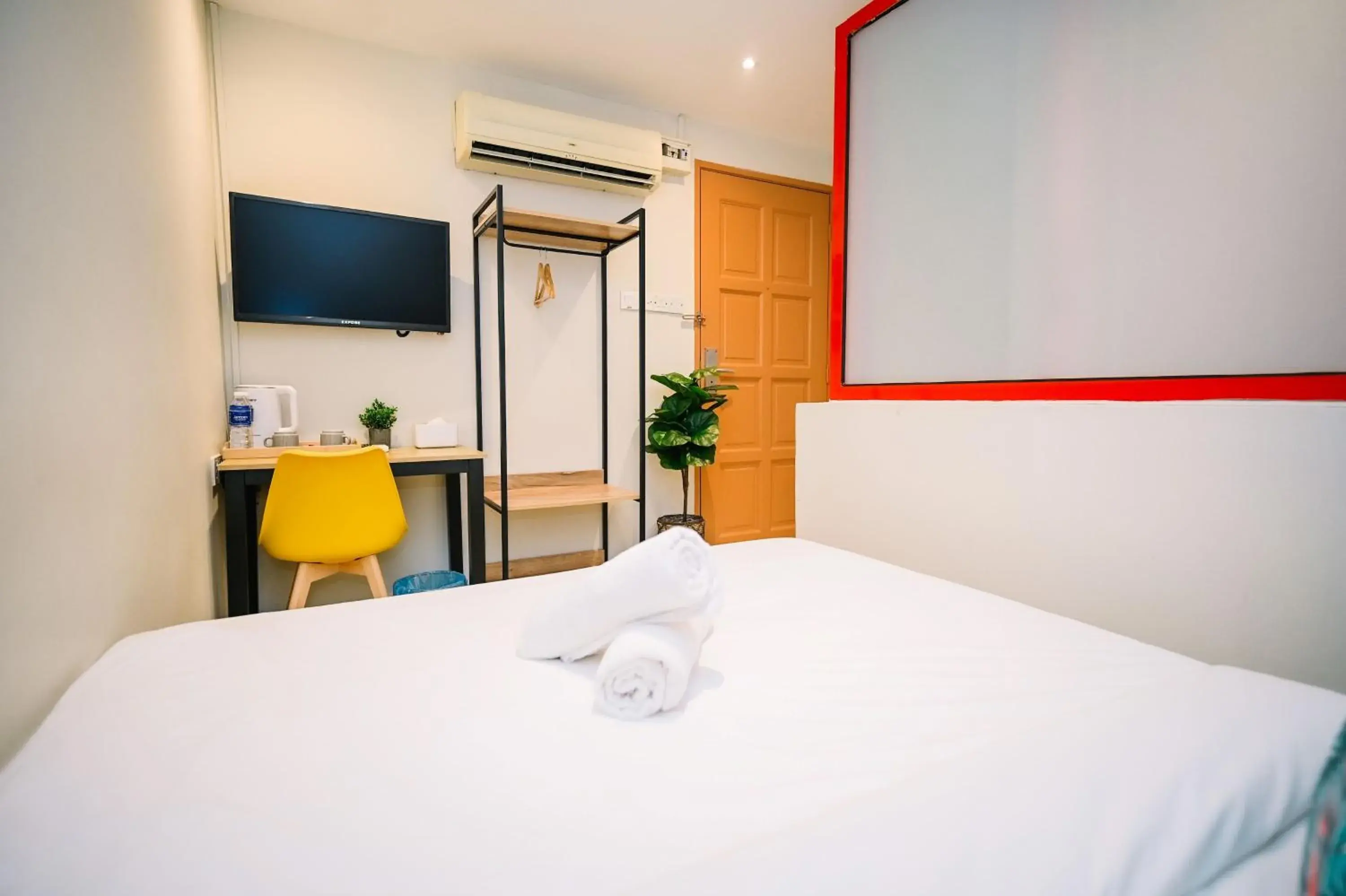 Bed in Swing & Pillows - KL Kuchai Lama Bed in Swing & Pillows - KL Kuchai Lama