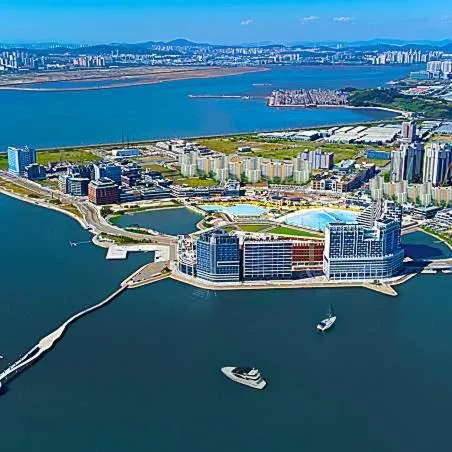 Area and facilities in WAVEM HOTEL west