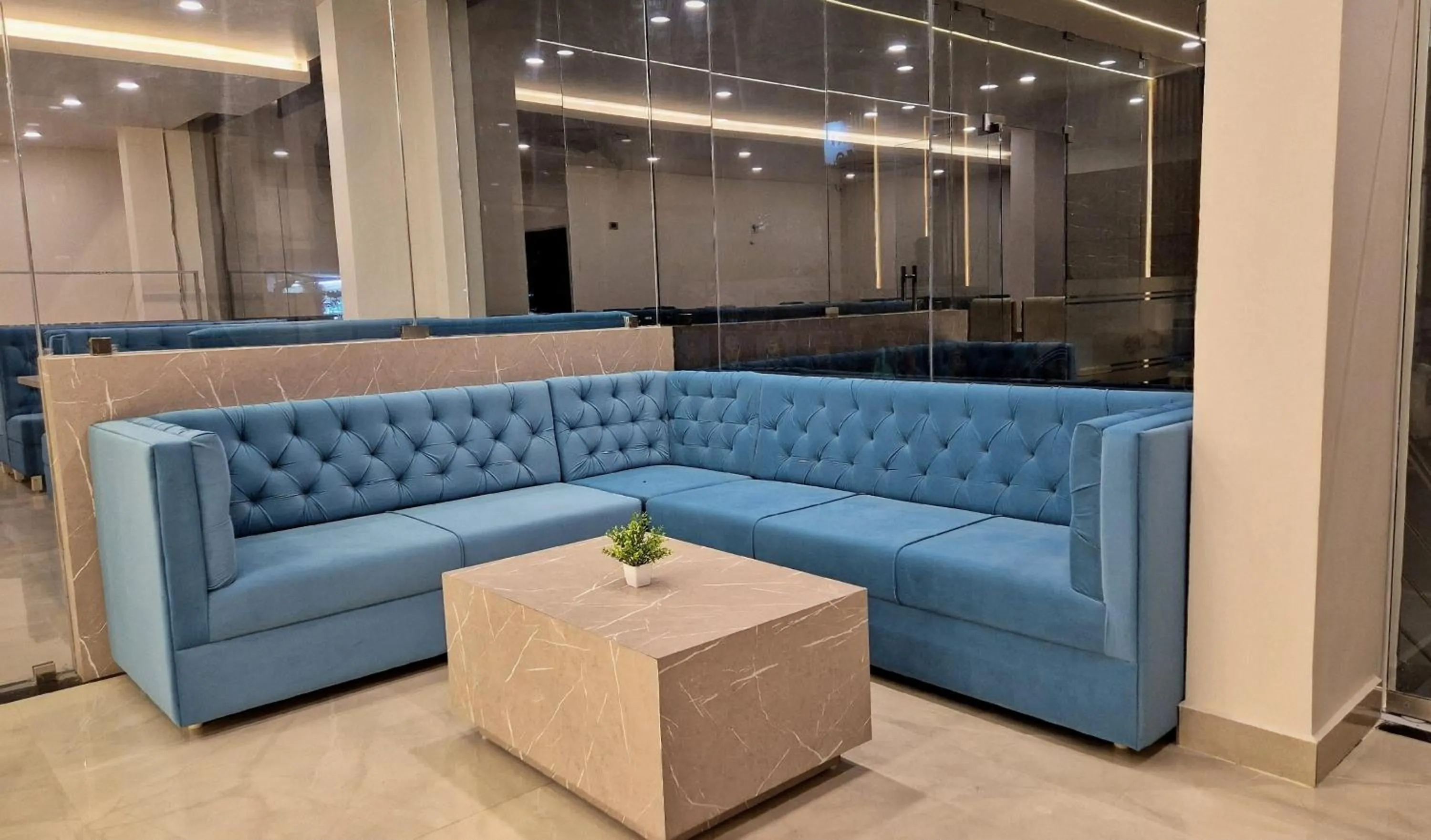 Lobby or reception in Hotel JANAS