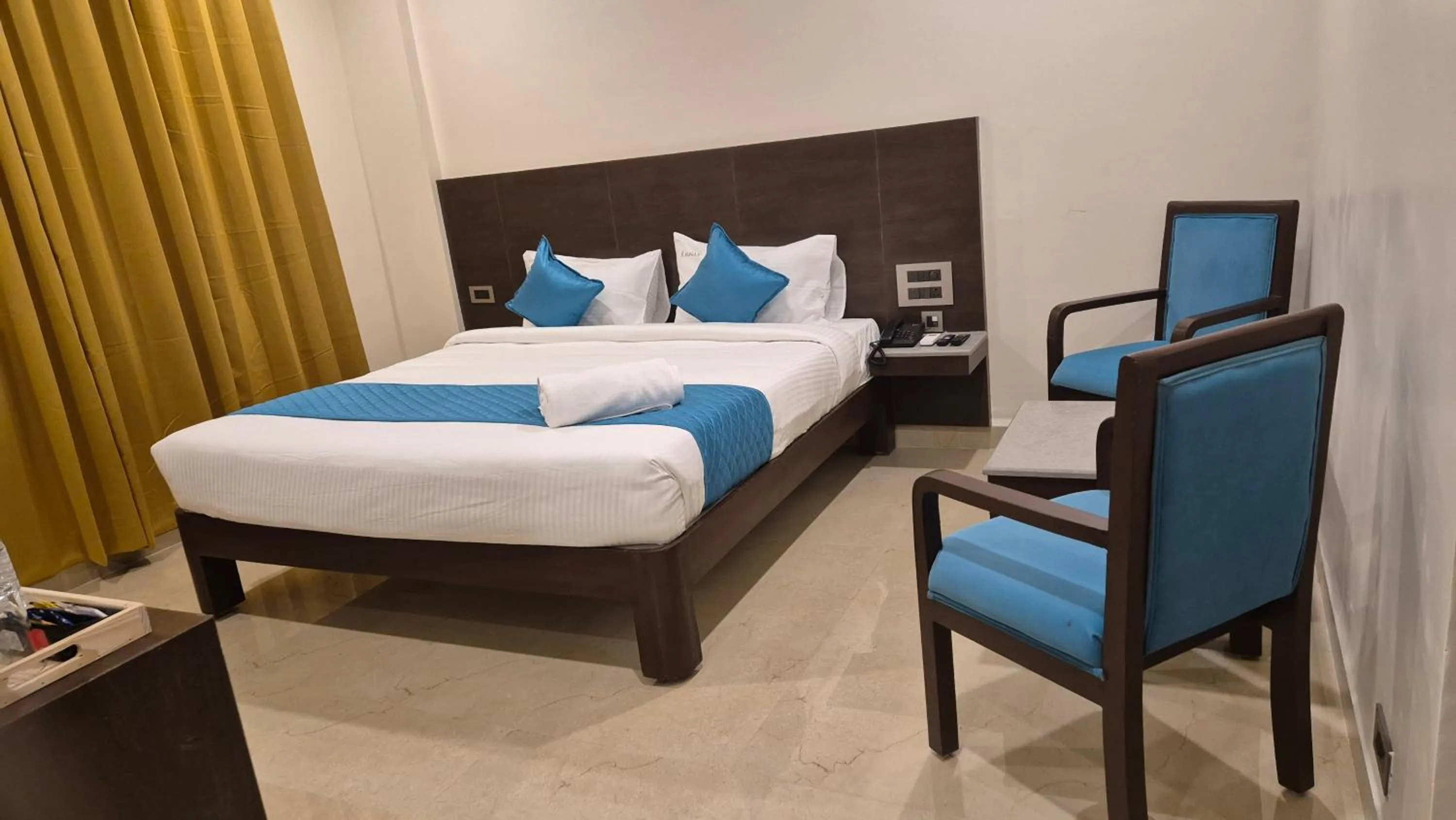 Bedroom, Bed in Hotel JANAS