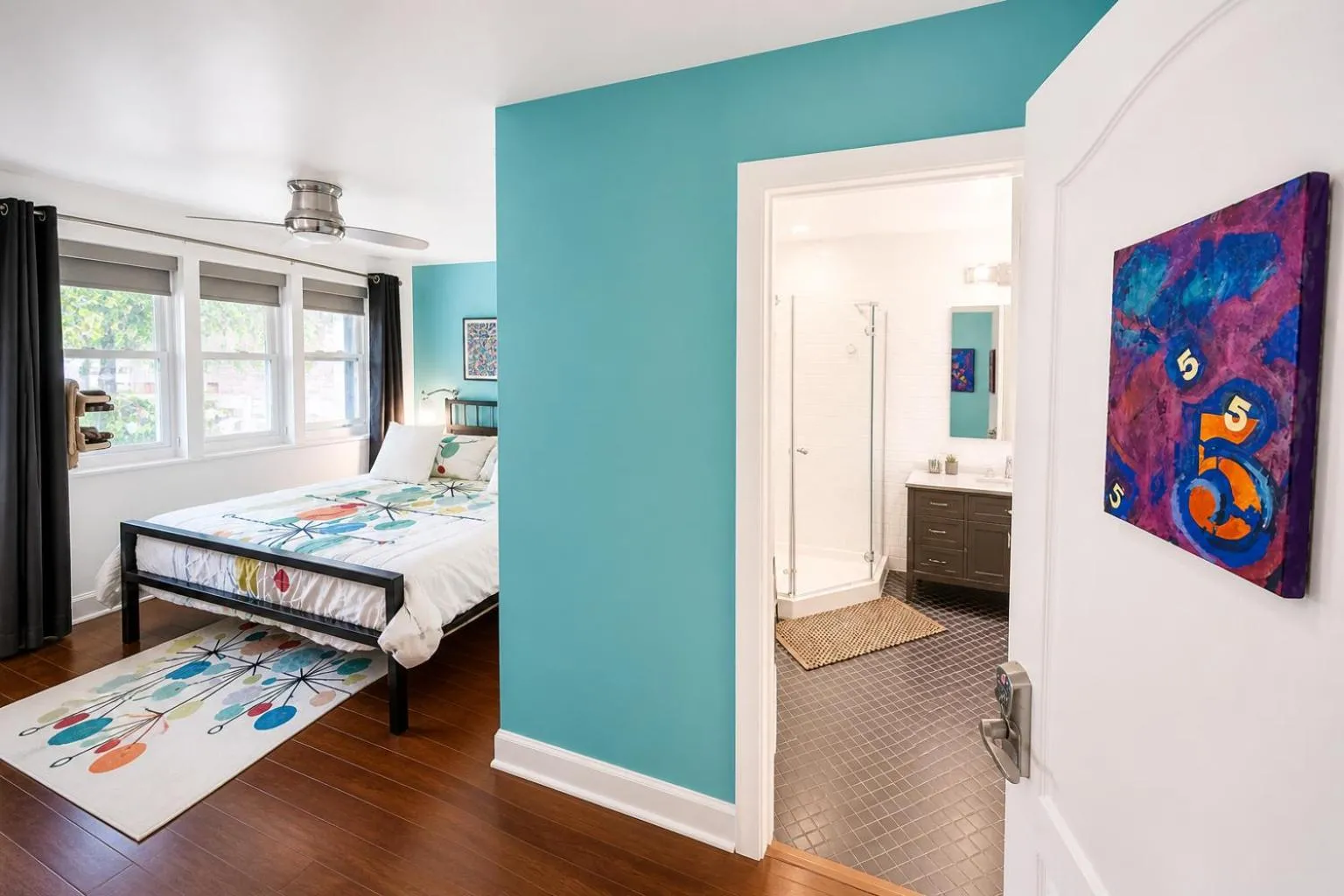Bedroom, Bed in House 5863- Chicago's Premier Bed and Breakfast