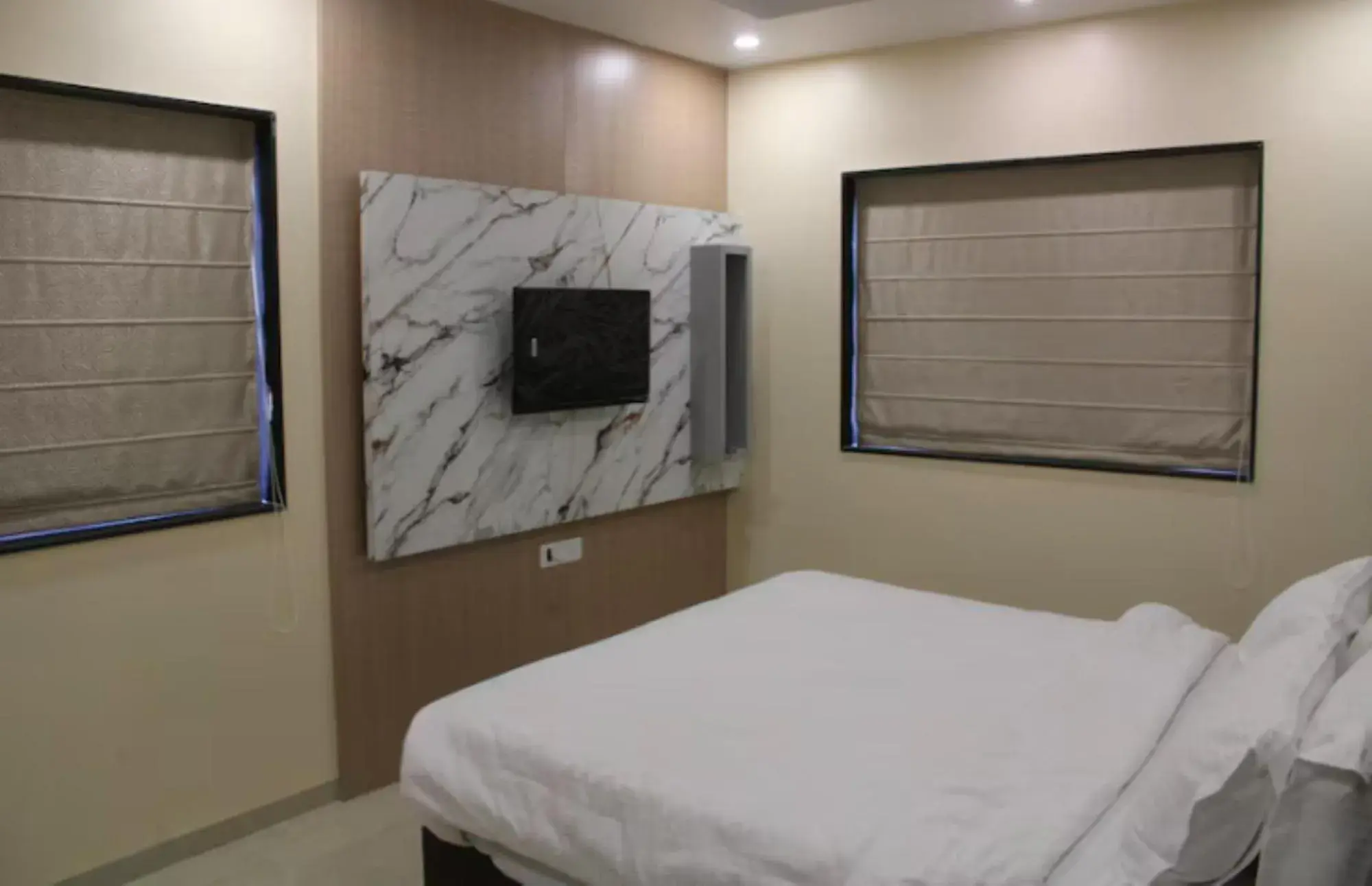 Bed in Hotel Veeratn Bed in Hotel Veeratn